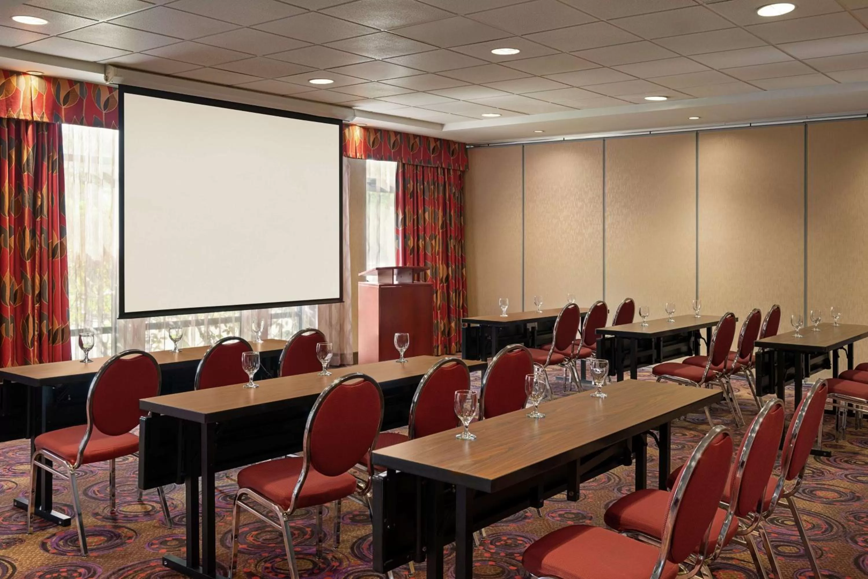 Meeting/conference room in Hampton Inn & Suites by Hilton Langley-Surrey