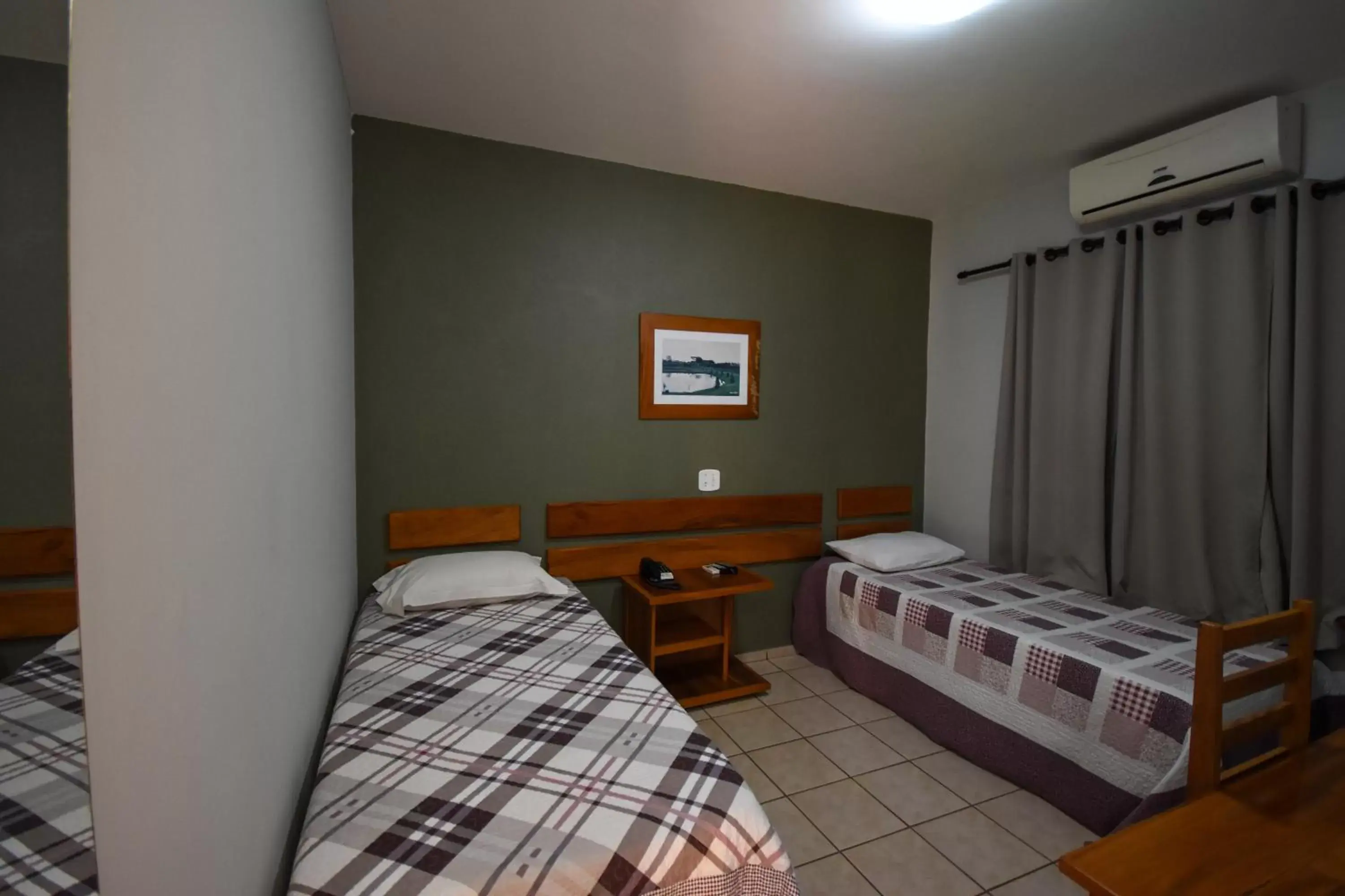 Large Double or Twin Room in HOTEL ABAPORU Large Double or Twin Room in HOTEL ABAPORU