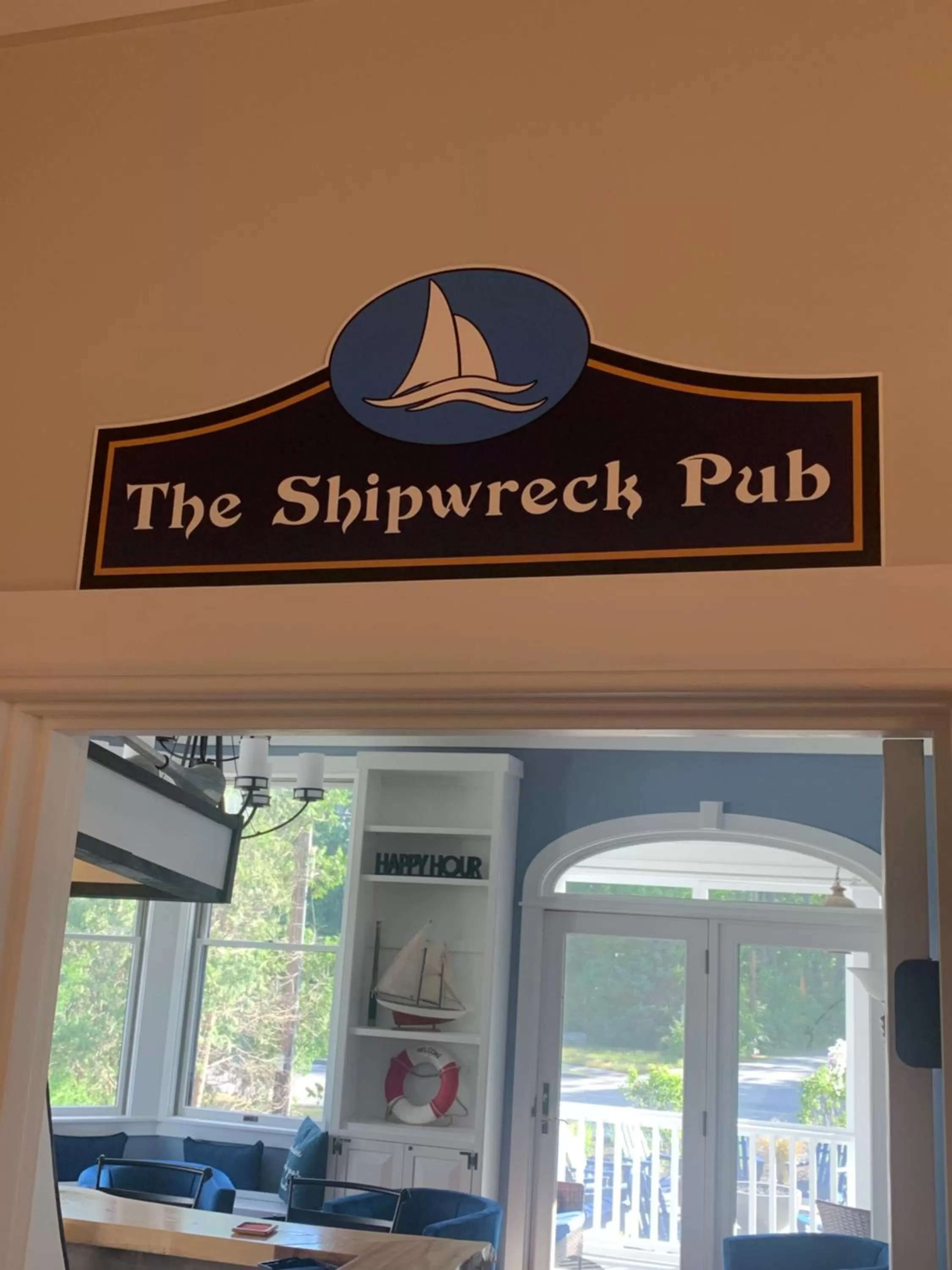 Logo/Certificate/Sign in White Sails Inn