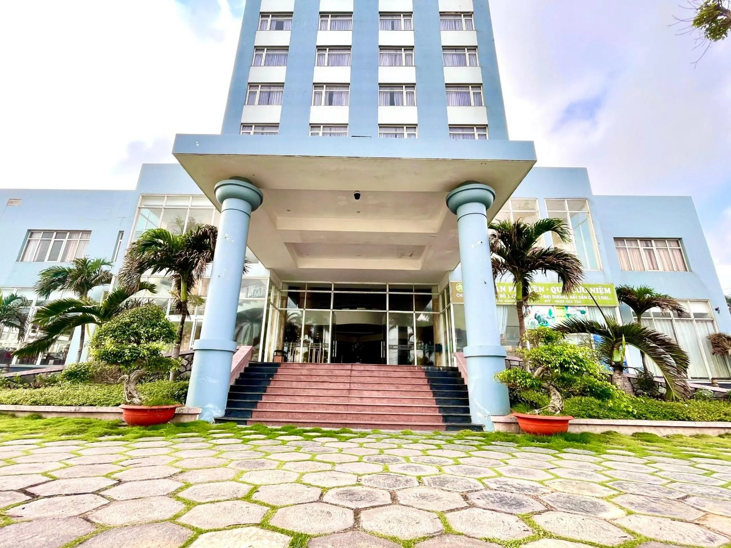 Property building in Sai Gon Phu Yen Hotel