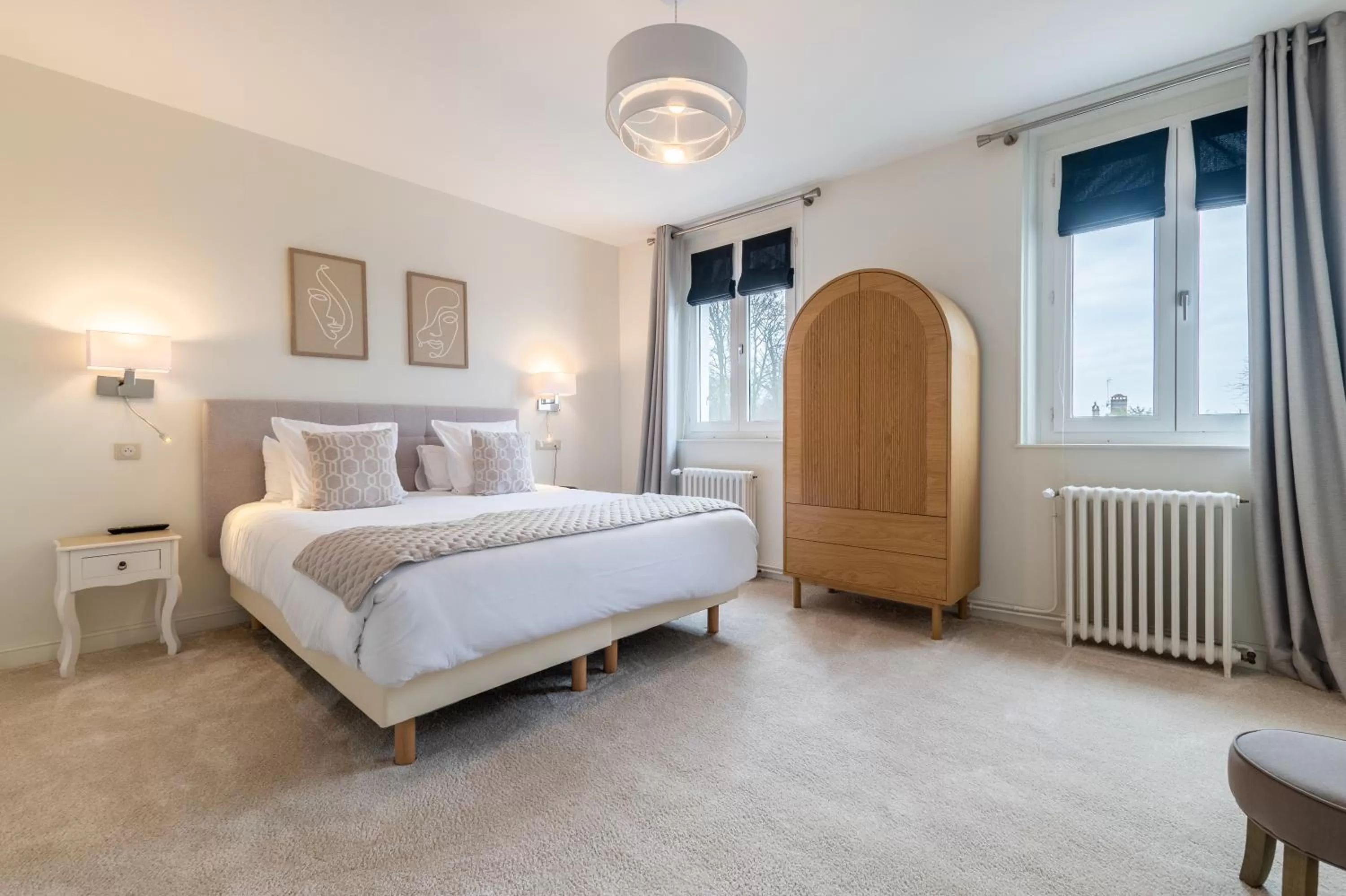 Bed in Hôtel Échappée en Baie - Parking privé gratuit