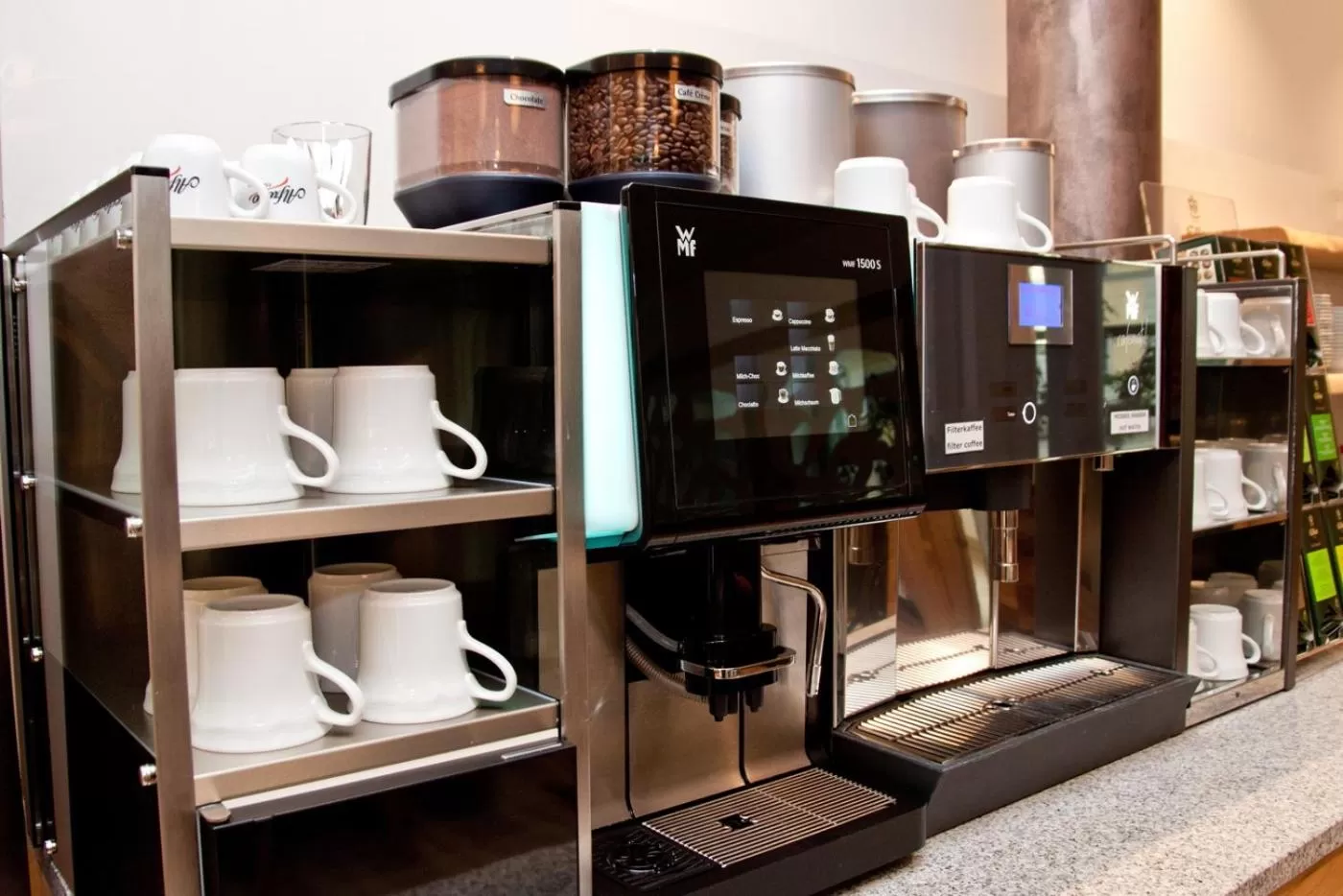 Buffet breakfast in Hotel Zur Post