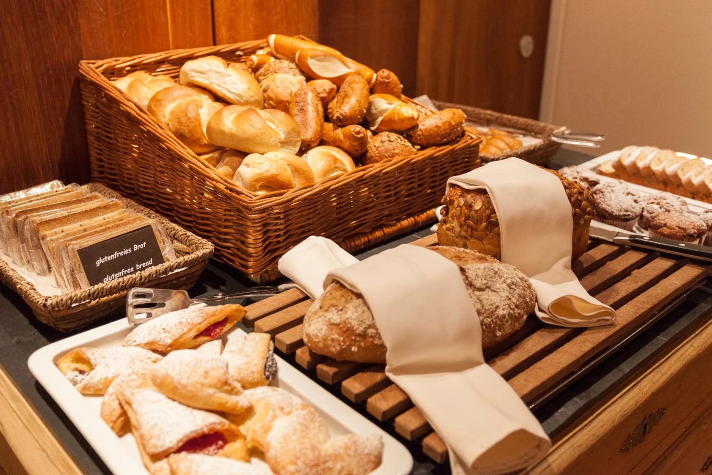 Breakfast in Hotel Germania