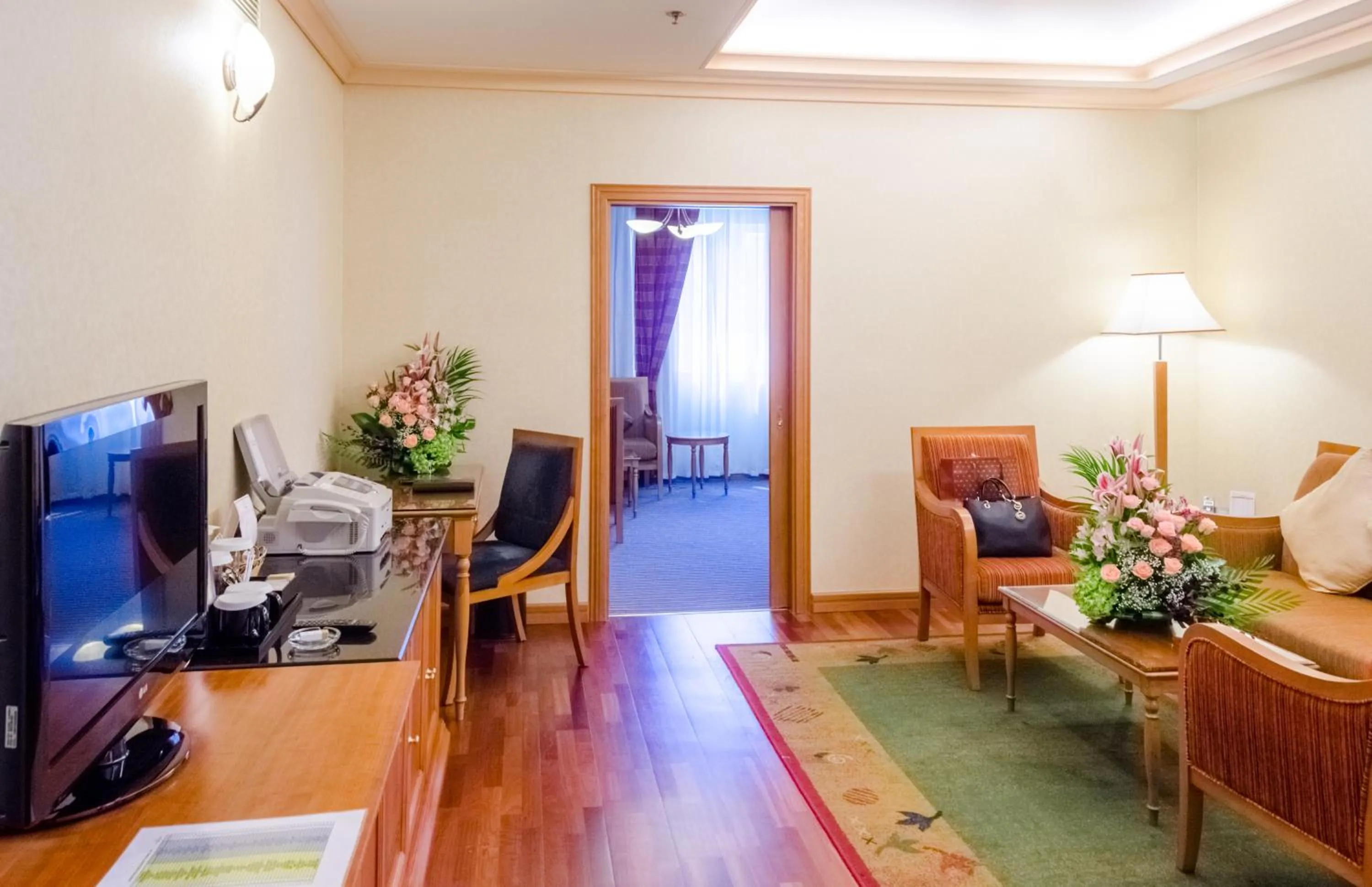 Living room in Avenue Hotel Dubai