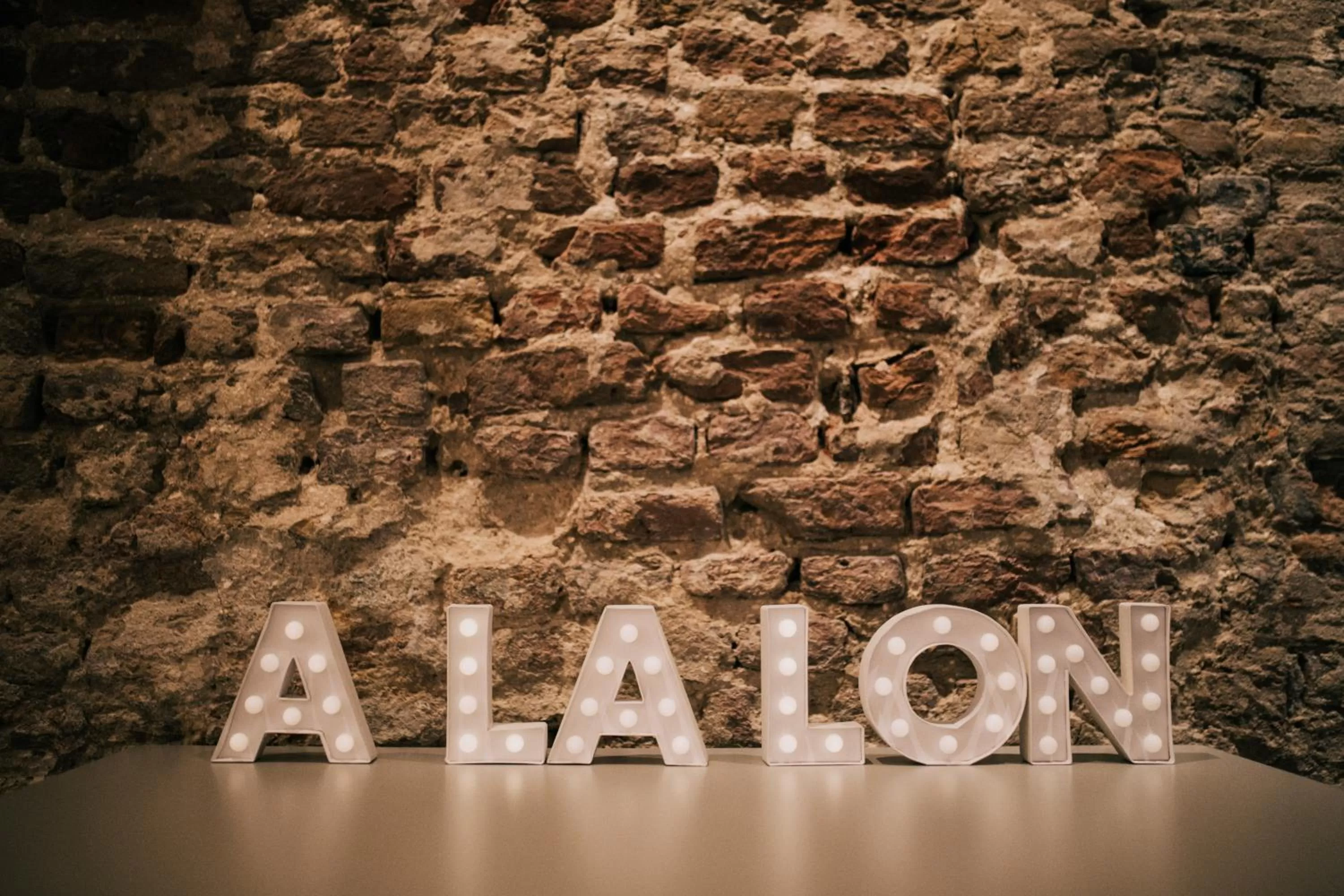 Property Logo/Sign in B&B À la Lon