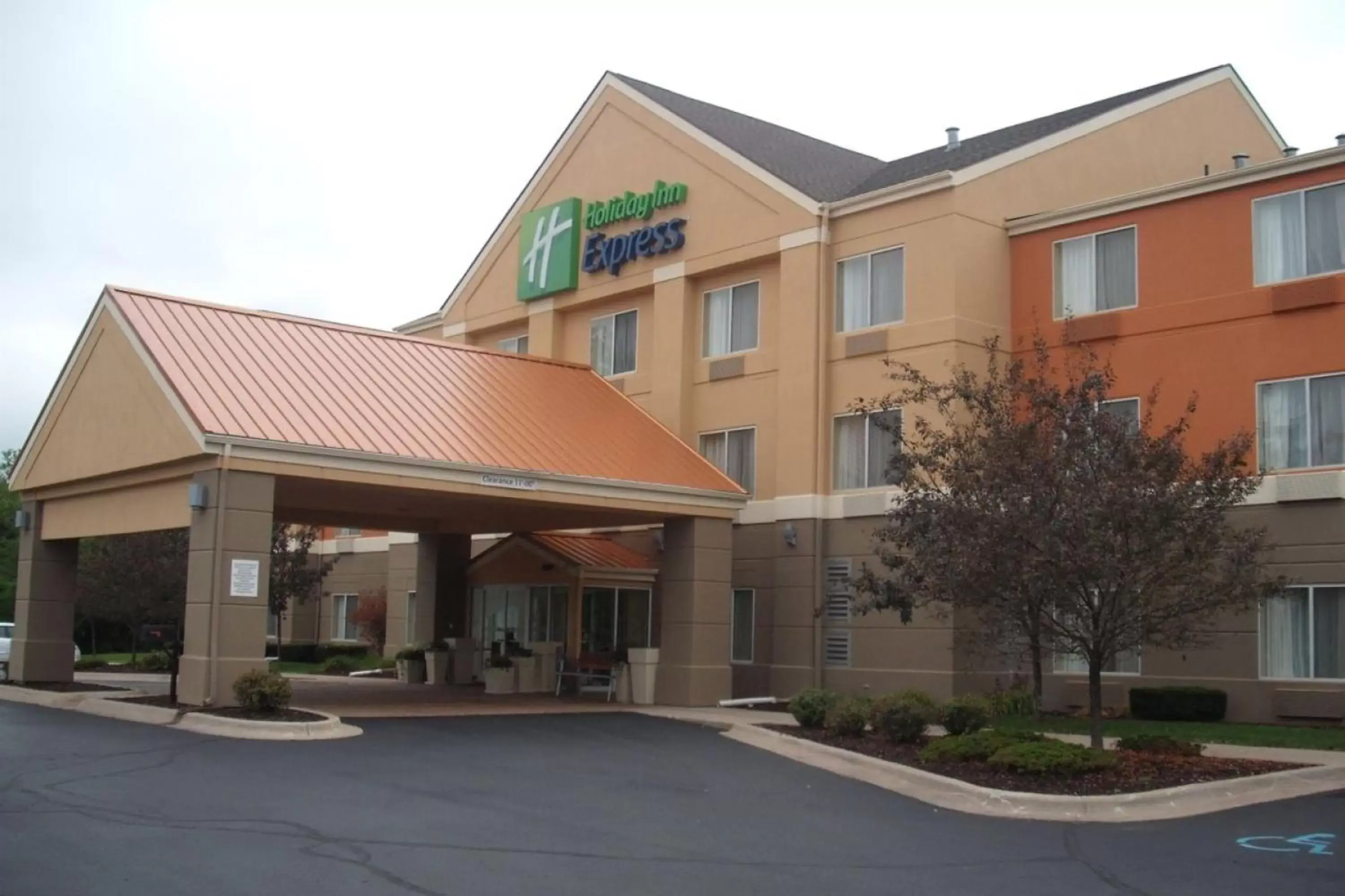 Holiday Inn Express Lapeer by IHG Holiday Inn Express Lapeer by IHG
