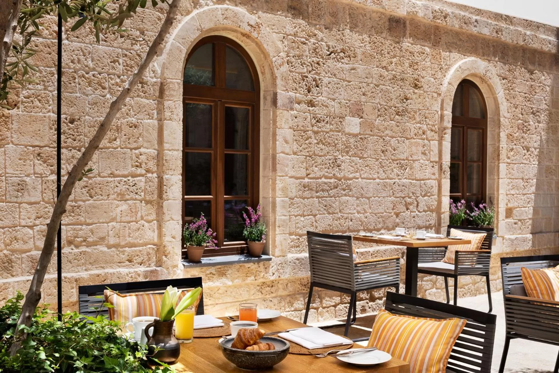 On site in The Setai Tel Aviv, a Member of the leading hotels of the world