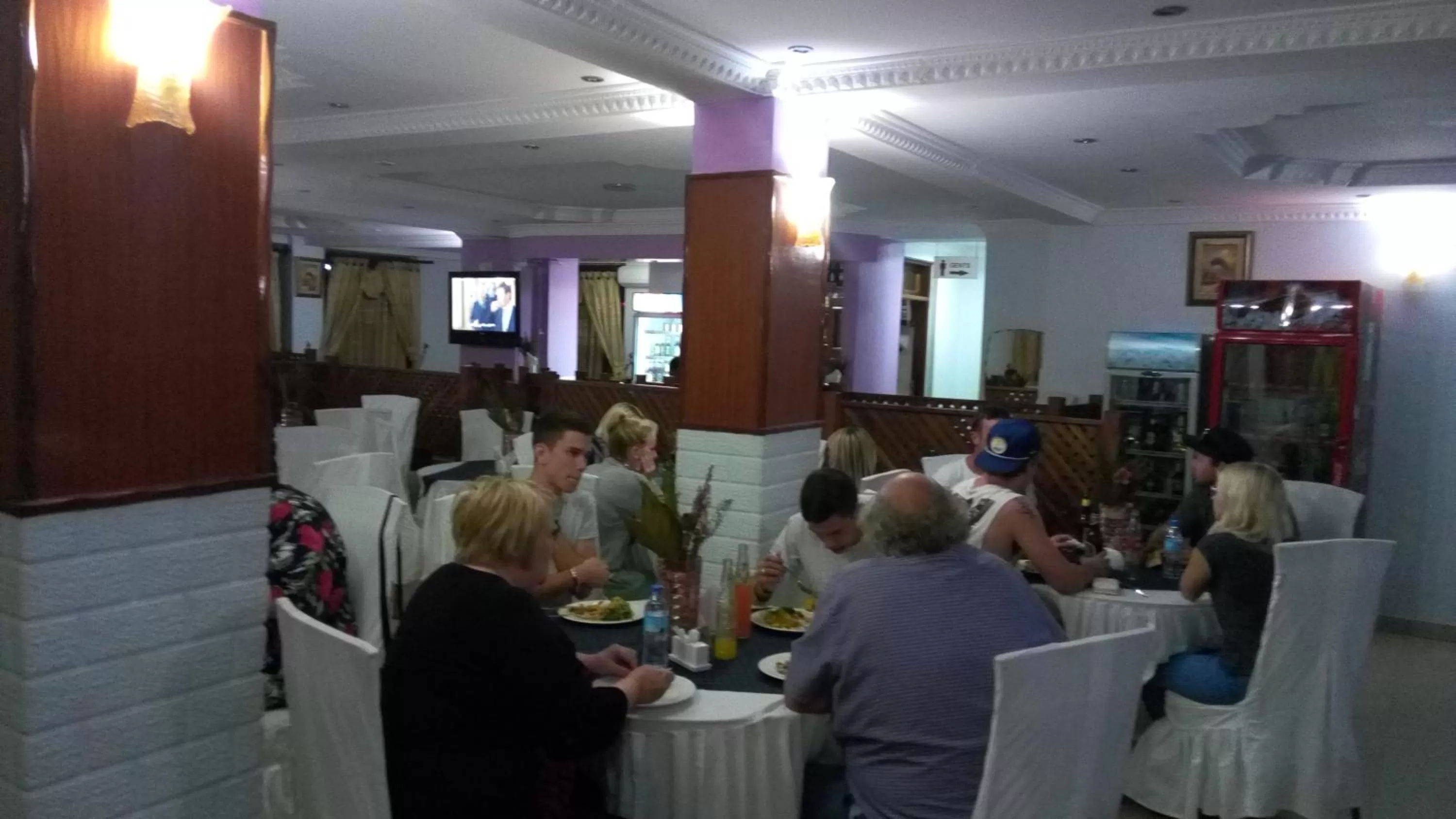 Restaurant/places to eat in Natron Palace Hotel