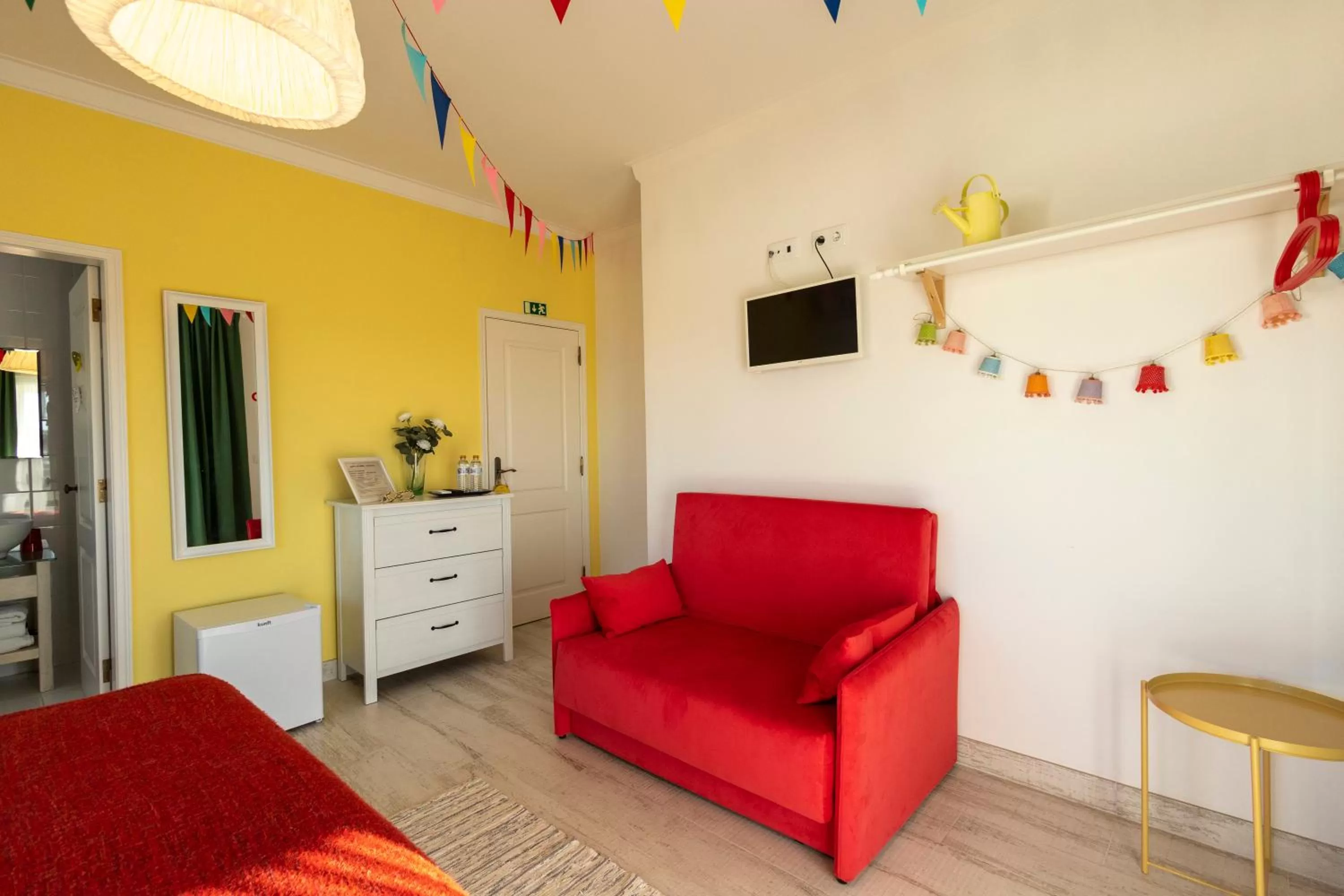 Deluxe Queen Suite in Boutique Hotel - O House Ericeira Hills