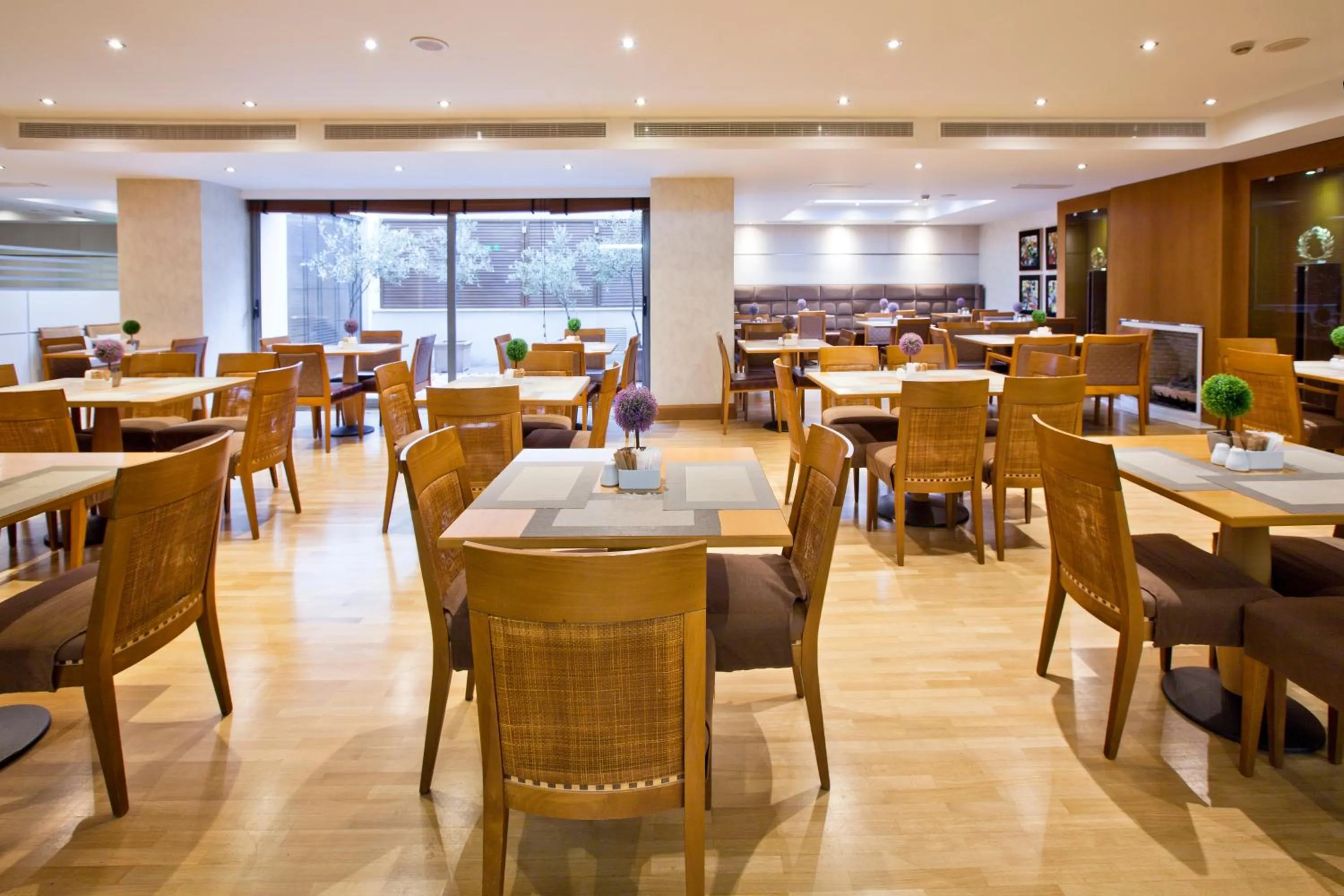 Lounge or bar in Central Hotel