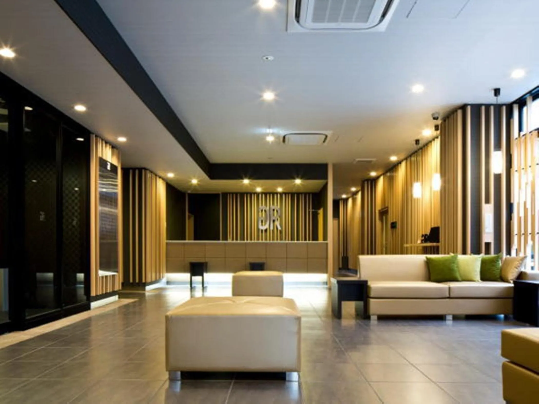 Lobby or reception in Green Rich Hotel Kyoto Station South (Artificial hot spring Futamata Yunohana)