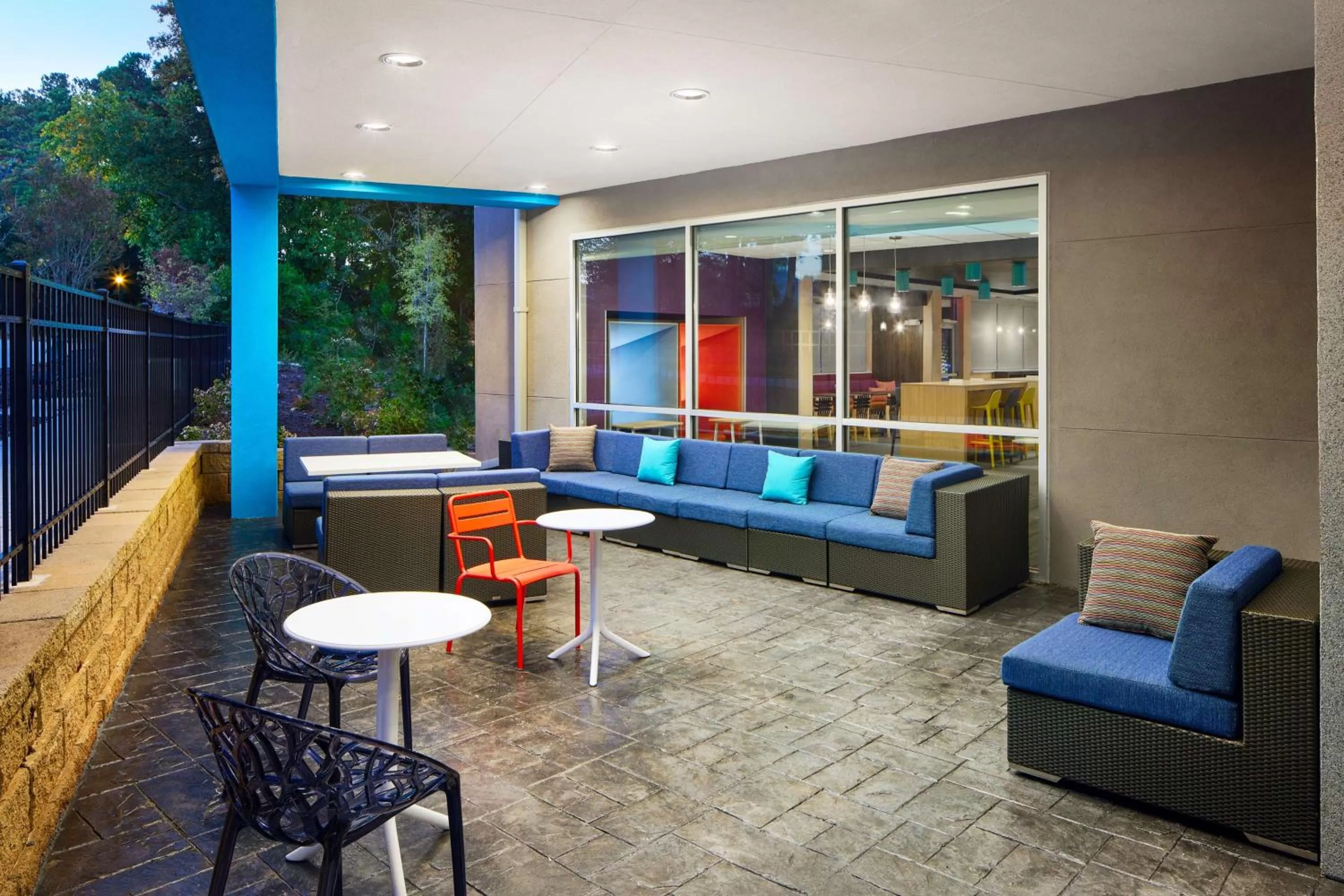 Patio in Tru By Hilton Atlanta Northlake Parkway, Ga