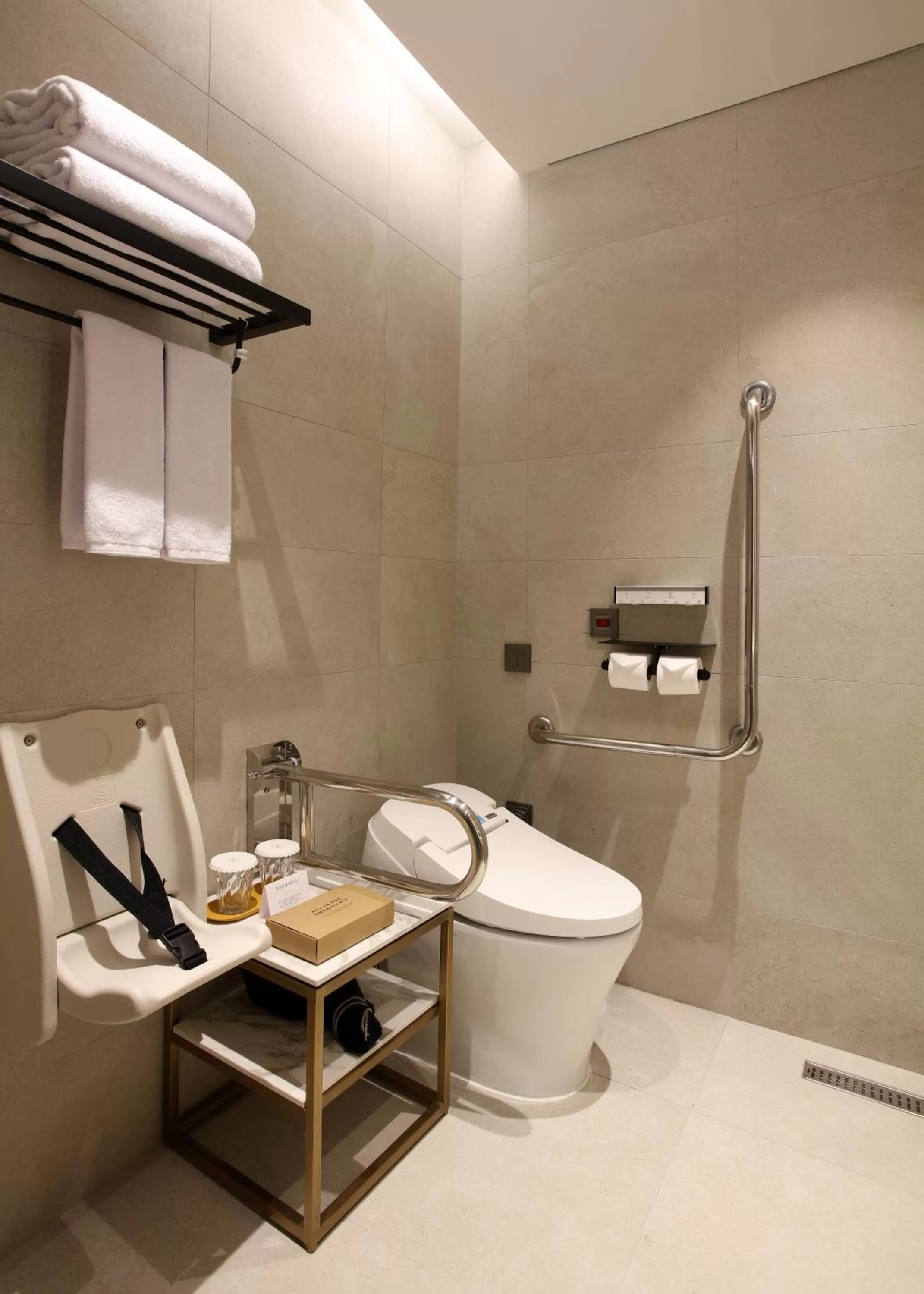 Bathroom in voco Seoul Gangnam by IHG