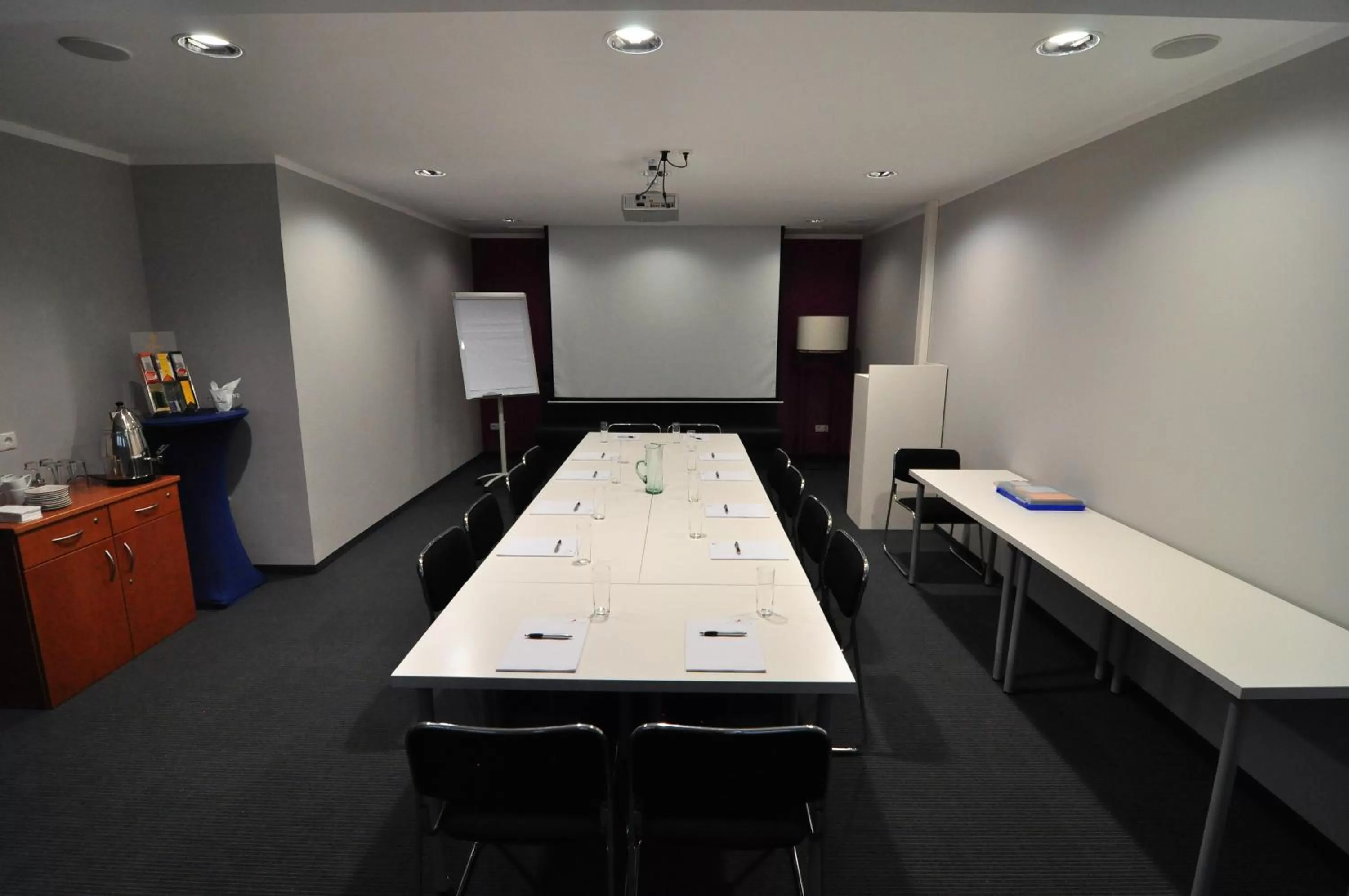 Business facilities in Amalienburg - Boutique & Boarding Hotel