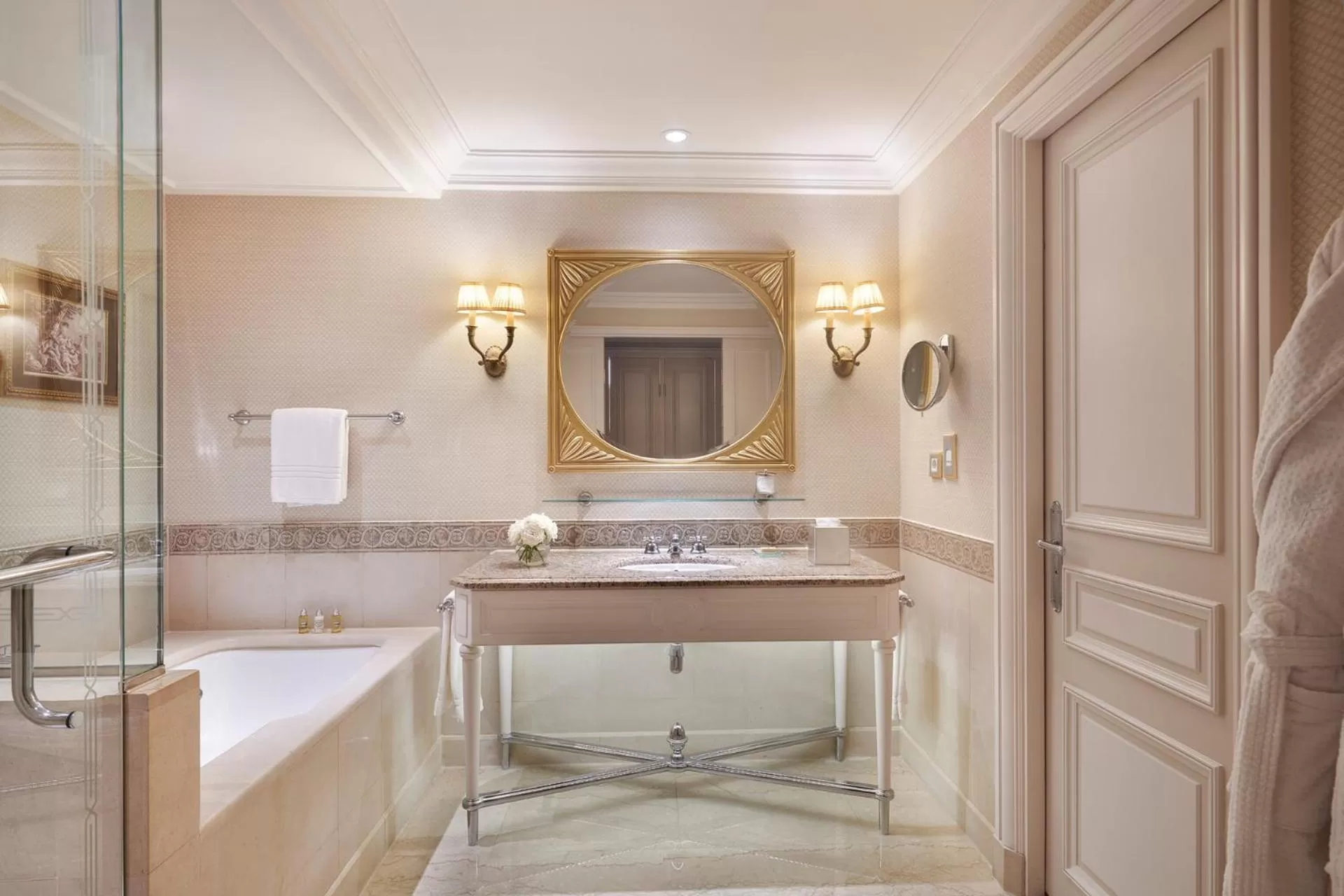 Bathroom in Four Seasons Hotel Alexandria At San Stefano