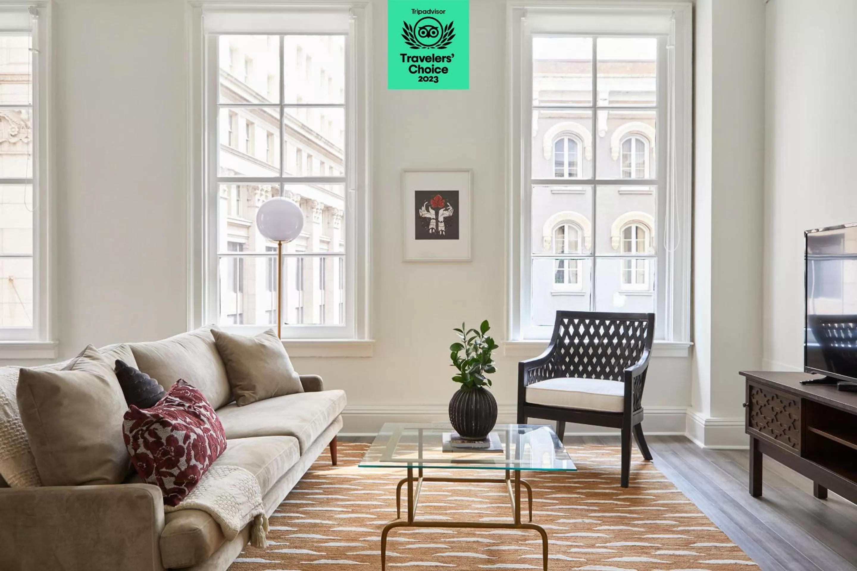 Seating Area in Sonder Lafayette Square