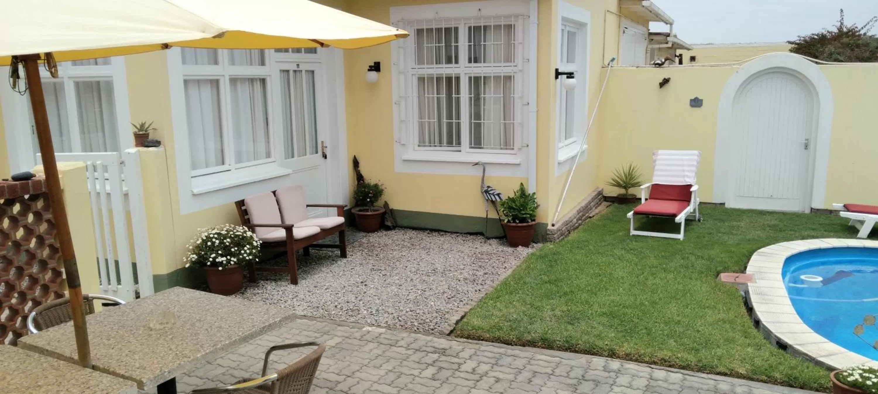 Property building in Pension d'Avignon