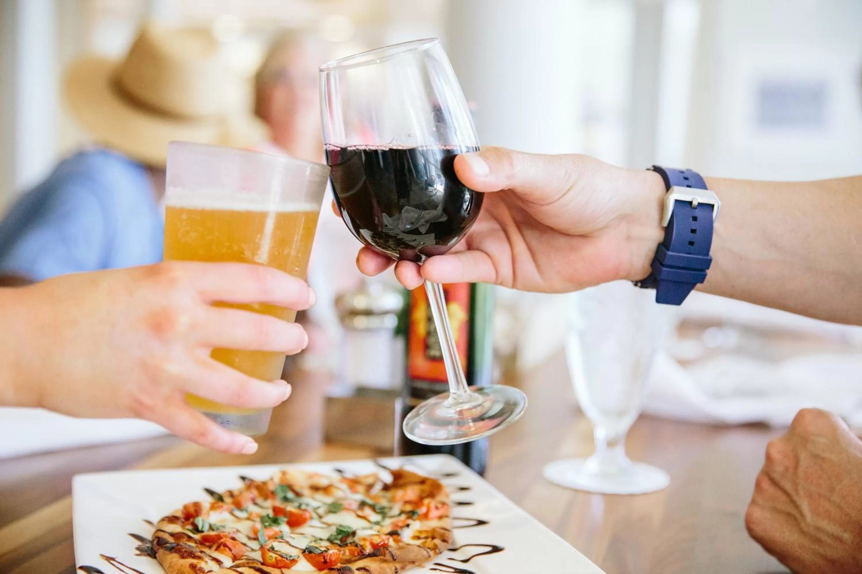 Lounge or bar in Hotel Indigo Orange Beach - Gulf Shores by IHG