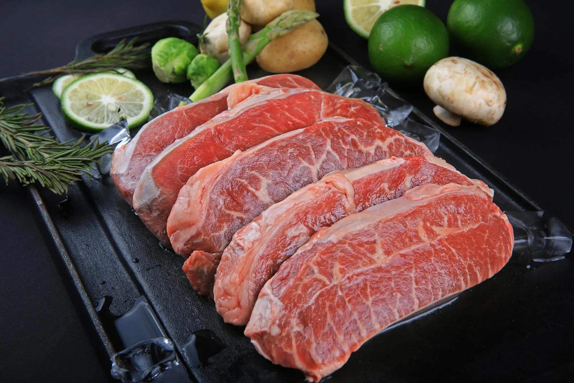 Restaurant/places to eat in Crowne Plaza Kunshan by IHG