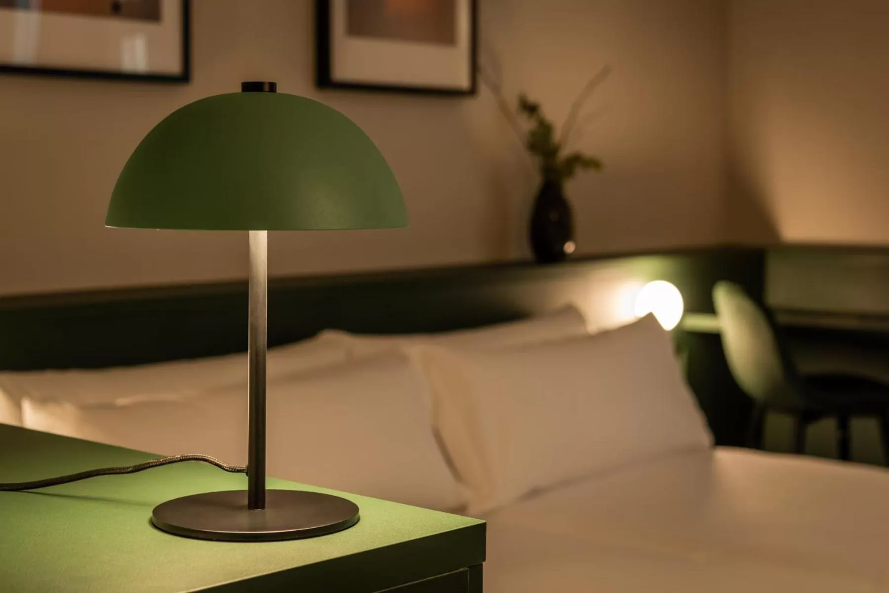 Bedroom, Bed in BYPILLOW Mothern