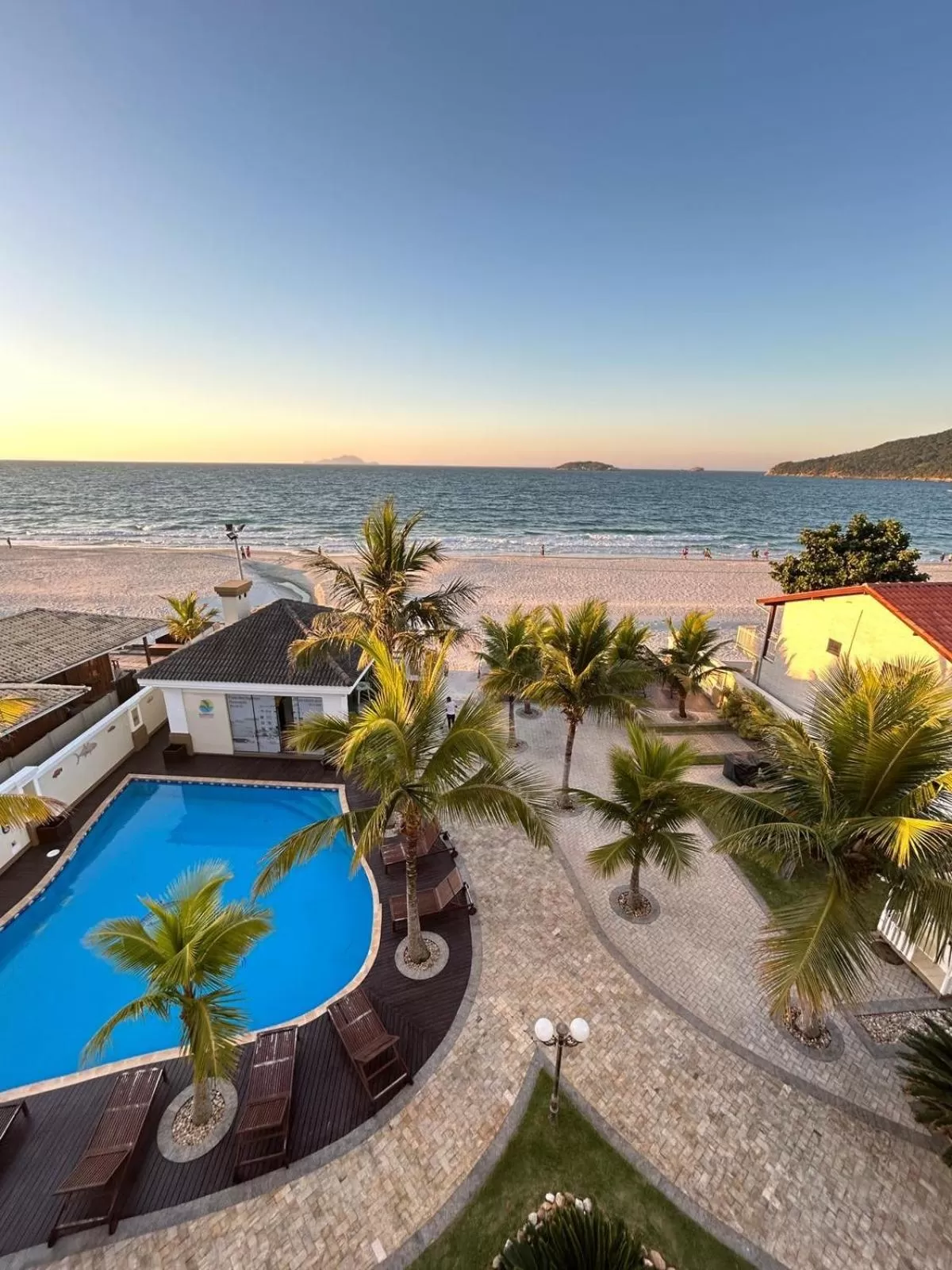 Day in Golfinhos Apart Hotel