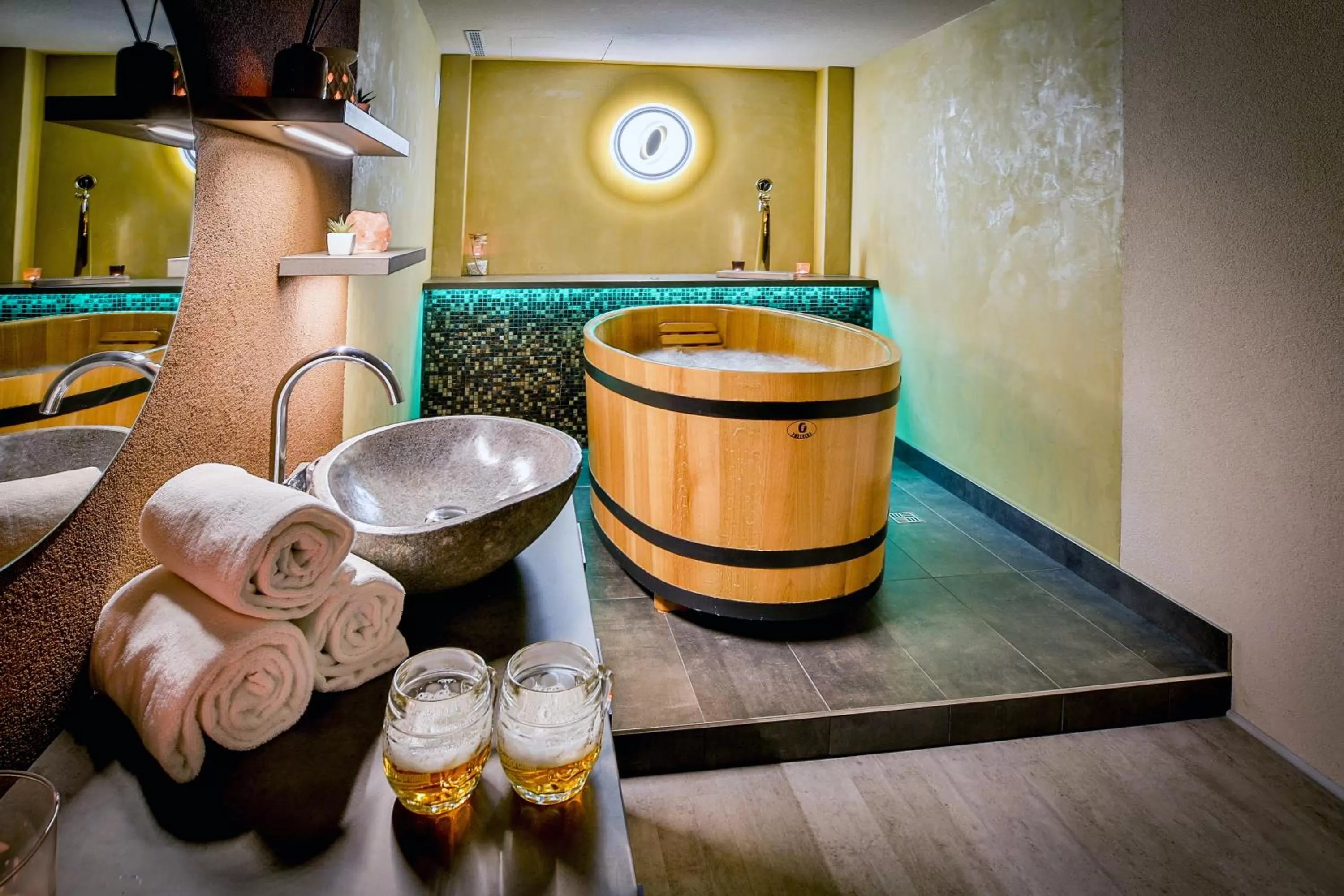 Hot Tub in LH Parkhotel Hluboka Nad Vltavou Congress & Wellness