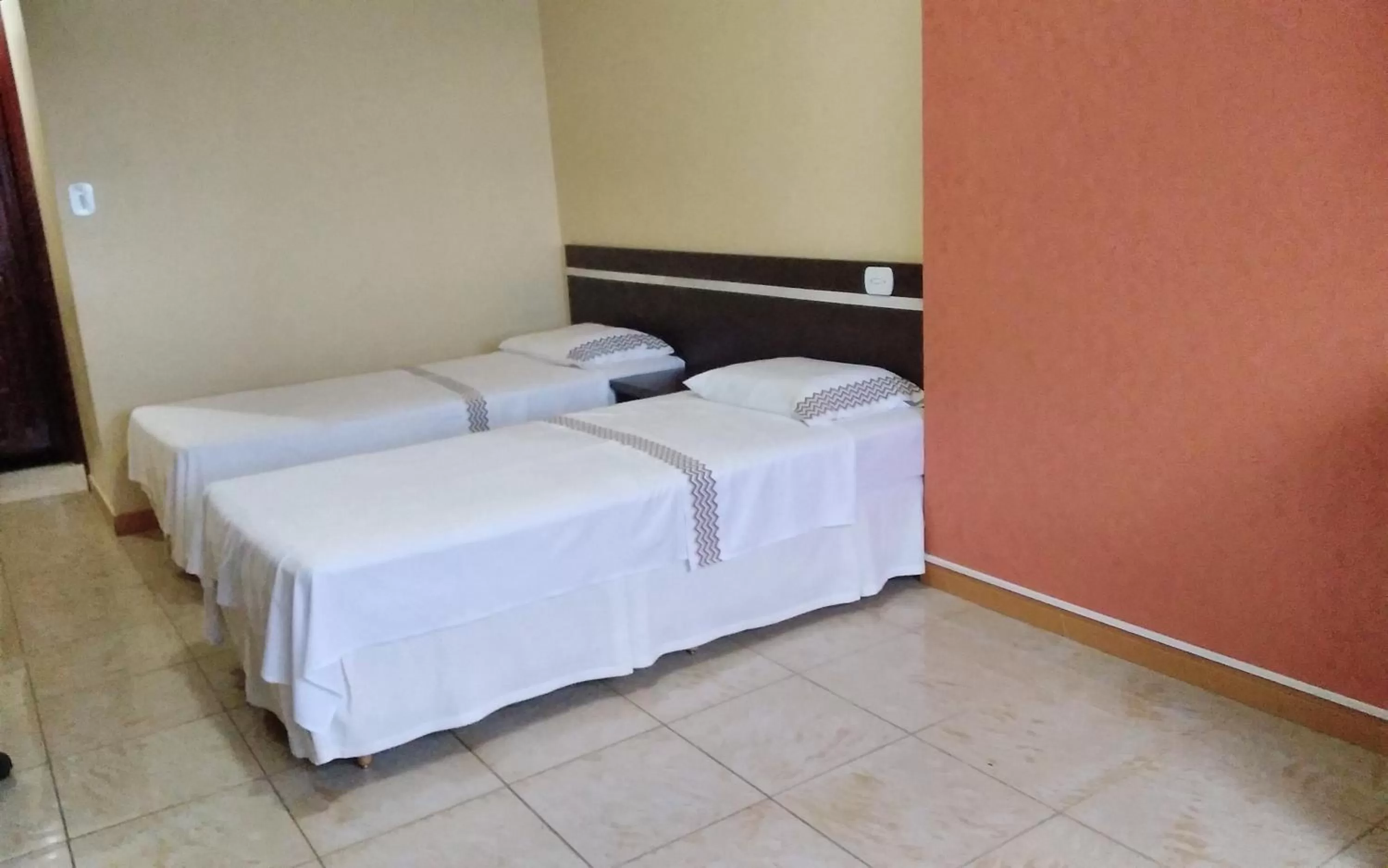 Bed in Hotel Saint Paul 01 Flat