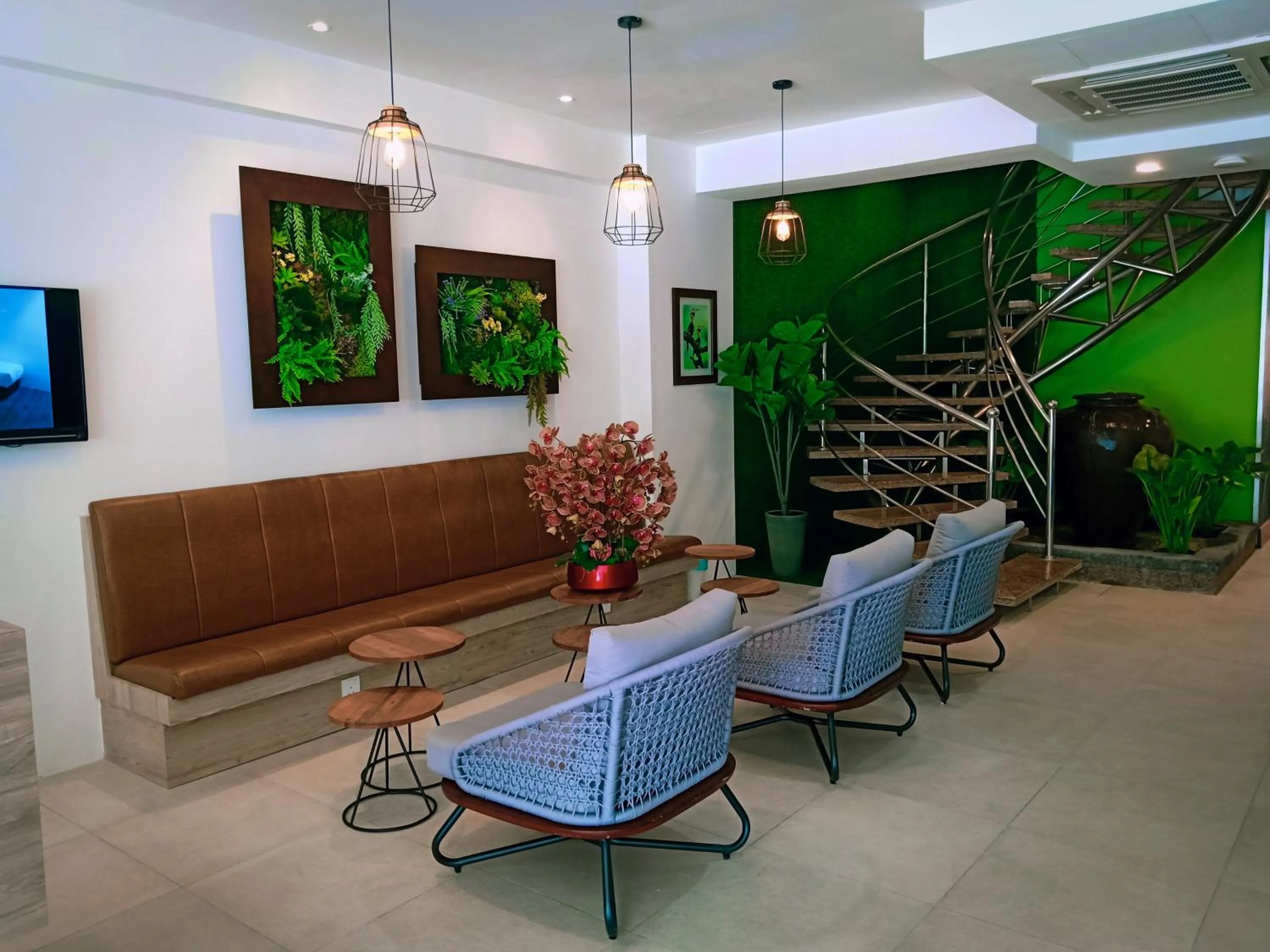 Lobby or reception in H Boutique Hotel Xplorer Loke Yew