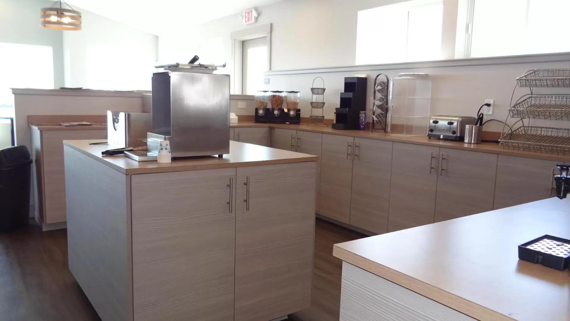 Breakfast, Kitchen/Kitchenette in Ledges By the Bay