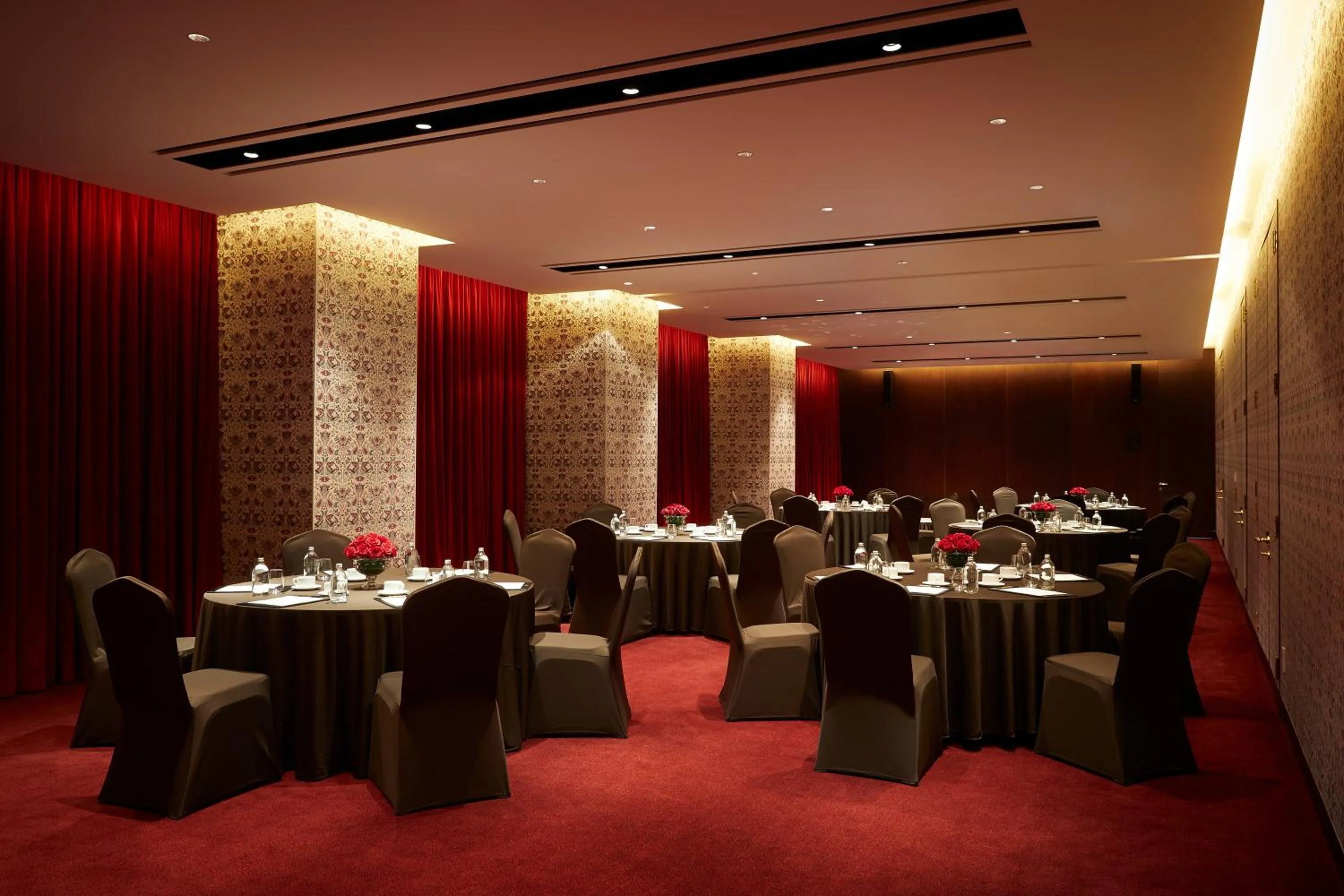 Banquet/Function facilities in L'Escape Hotel