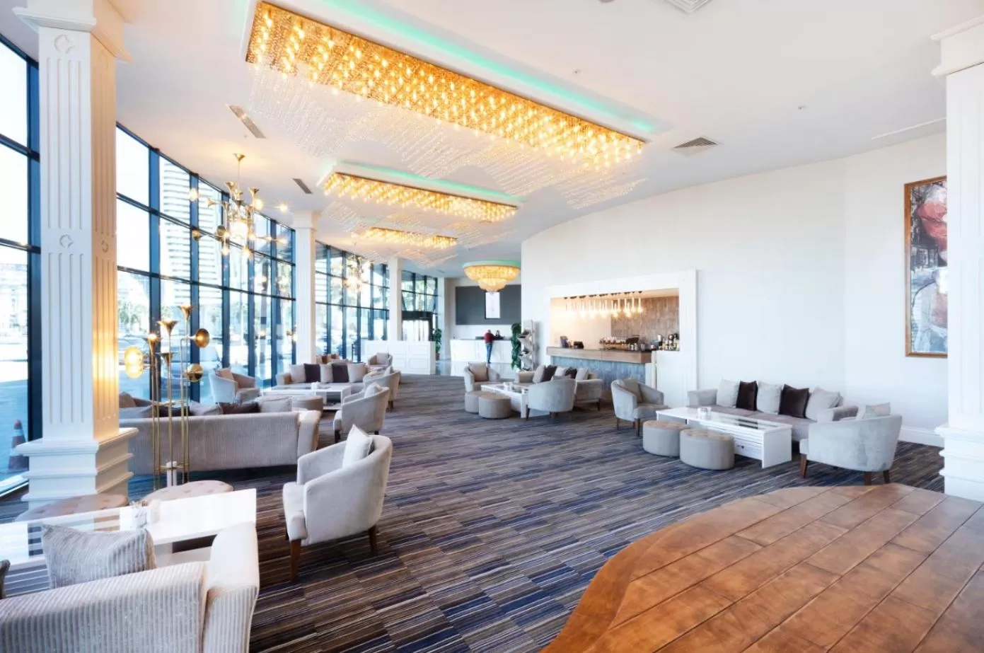 Seating area in Sky Tower King Hotel