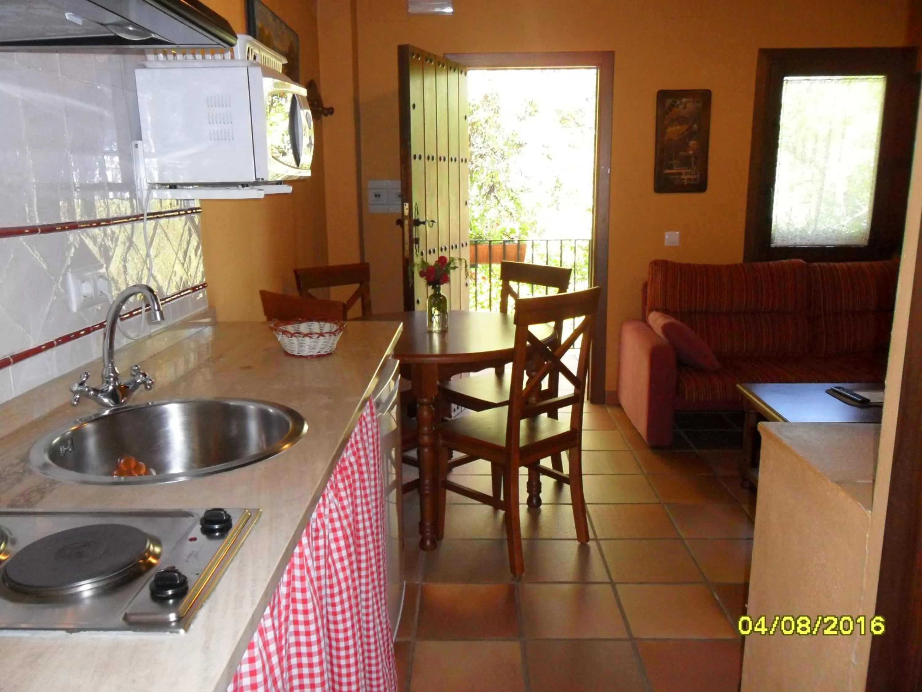 Kitchen or kitchenette in Hotel Apartamento Rural Finca La Media Legua
