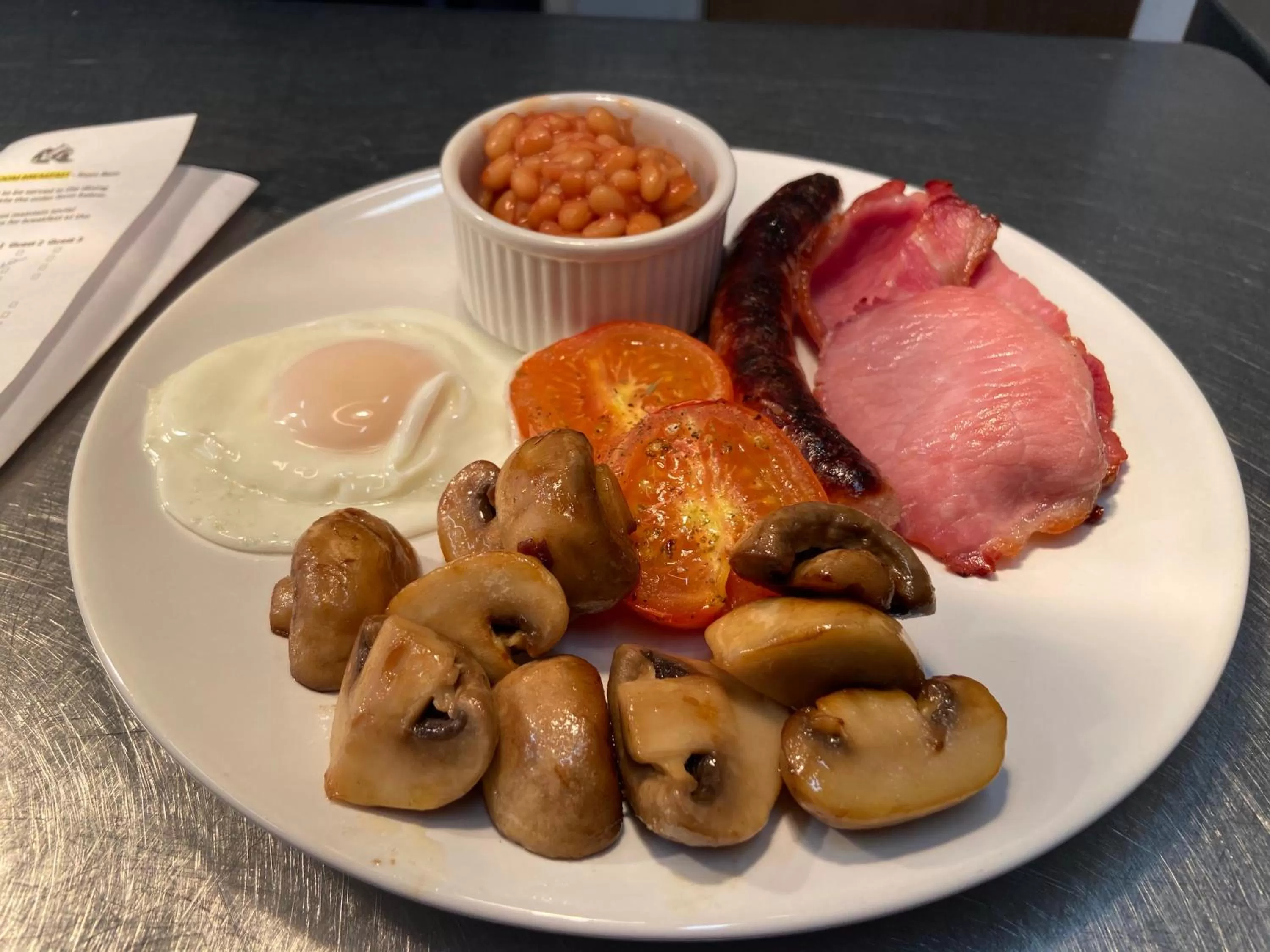 Food and drinks in Old Farm Hotel