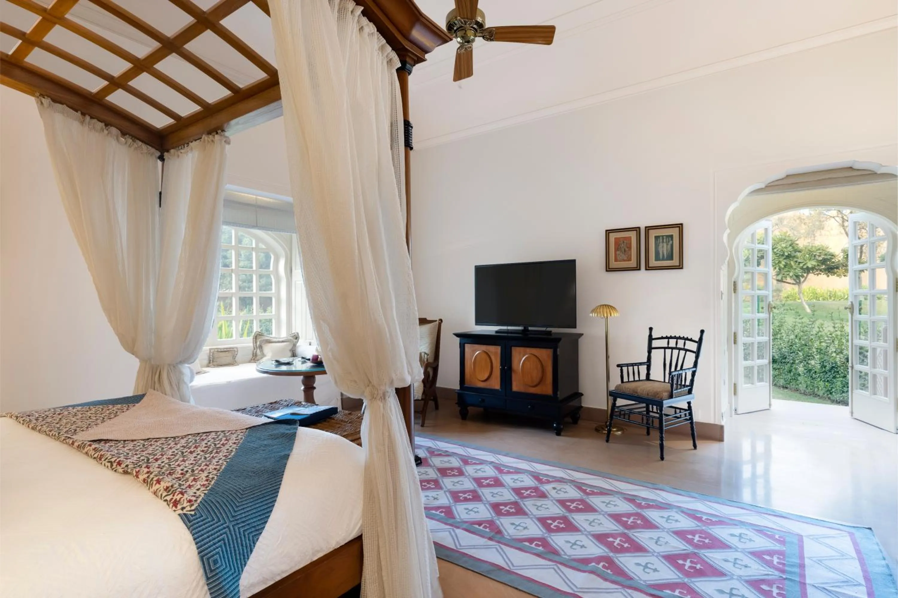 Bed in The Oberoi Rajvilas Jaipur