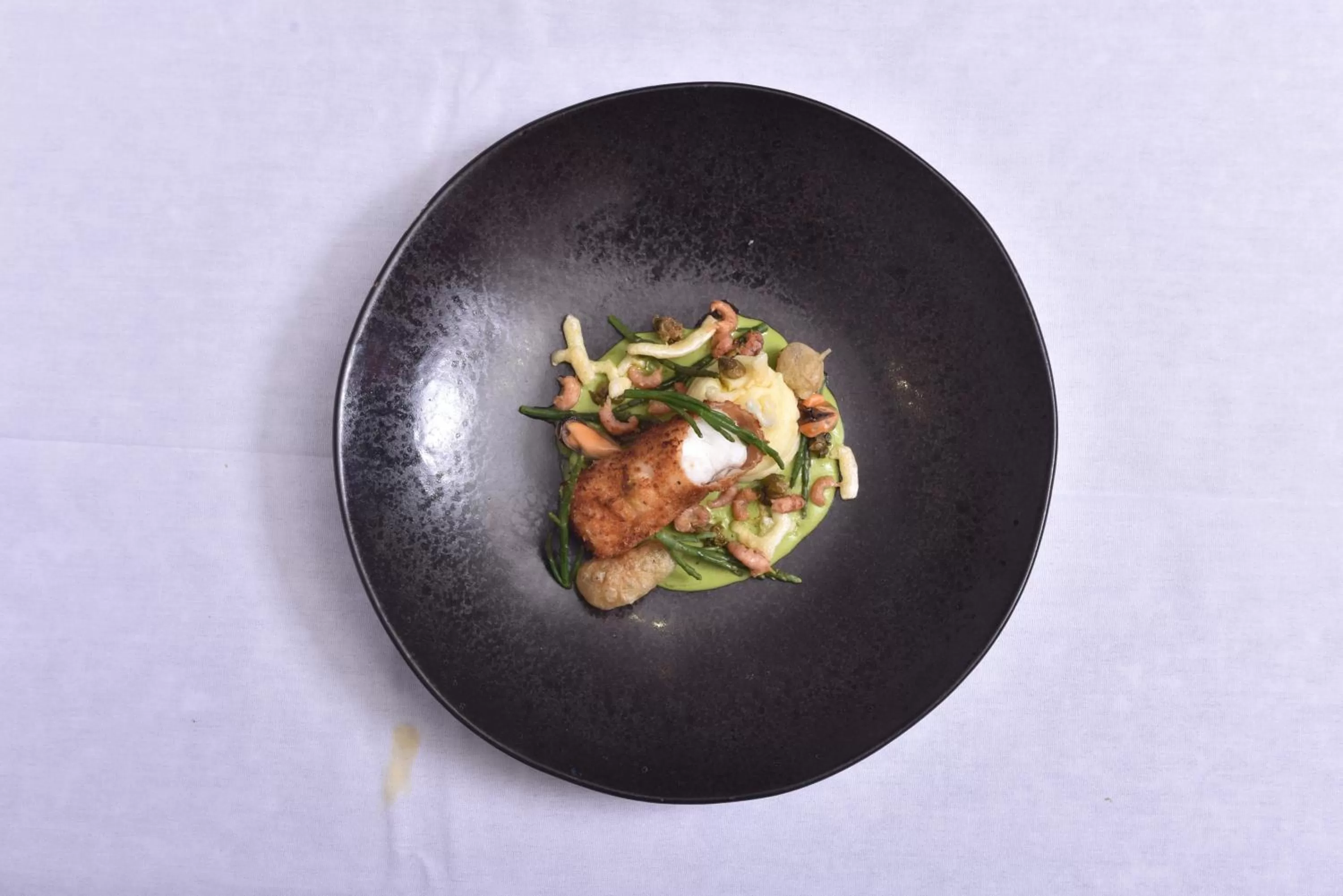 Restaurant/places to eat in Ten Hill Place