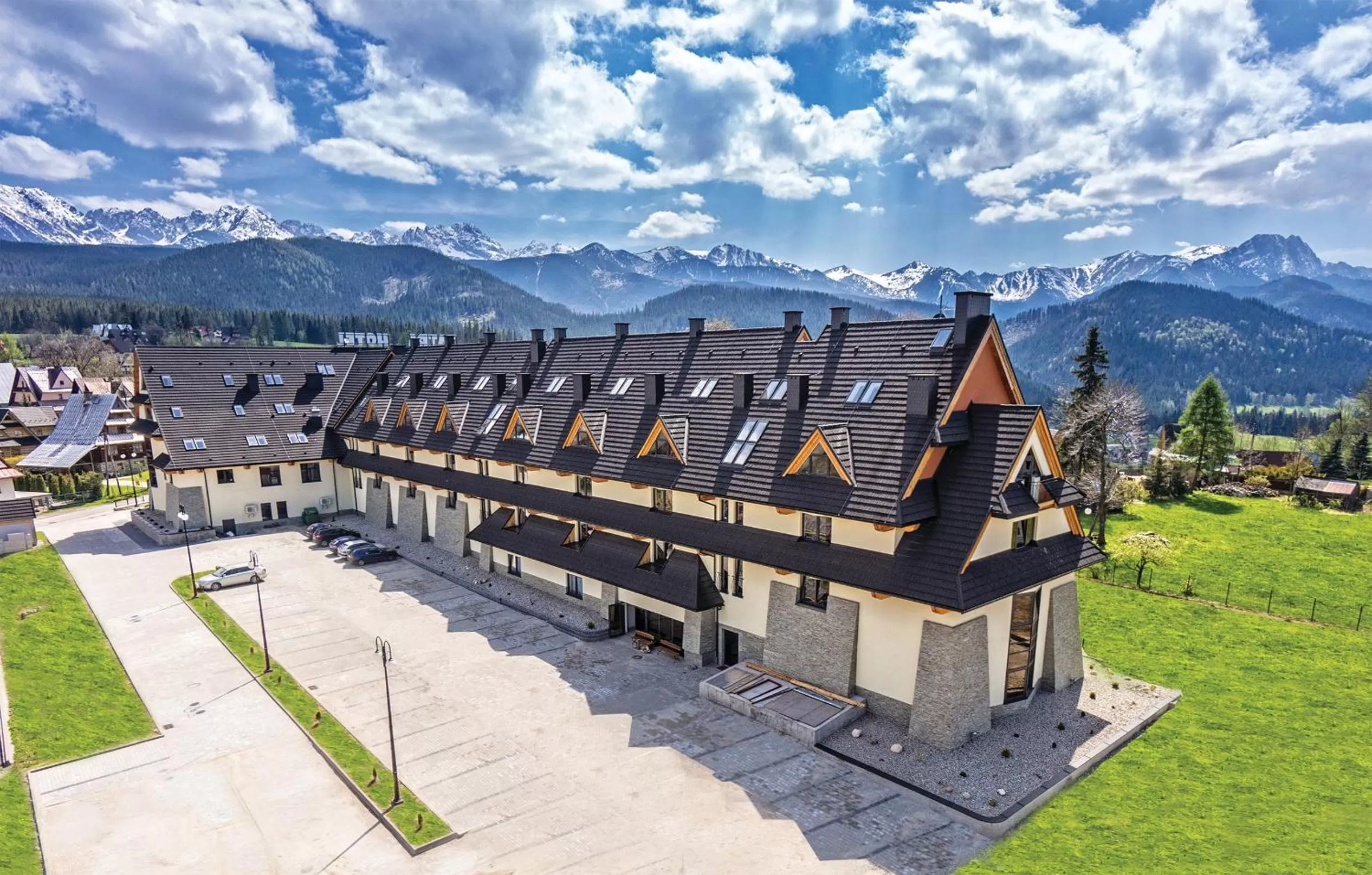 Property building in Hotel Tatra