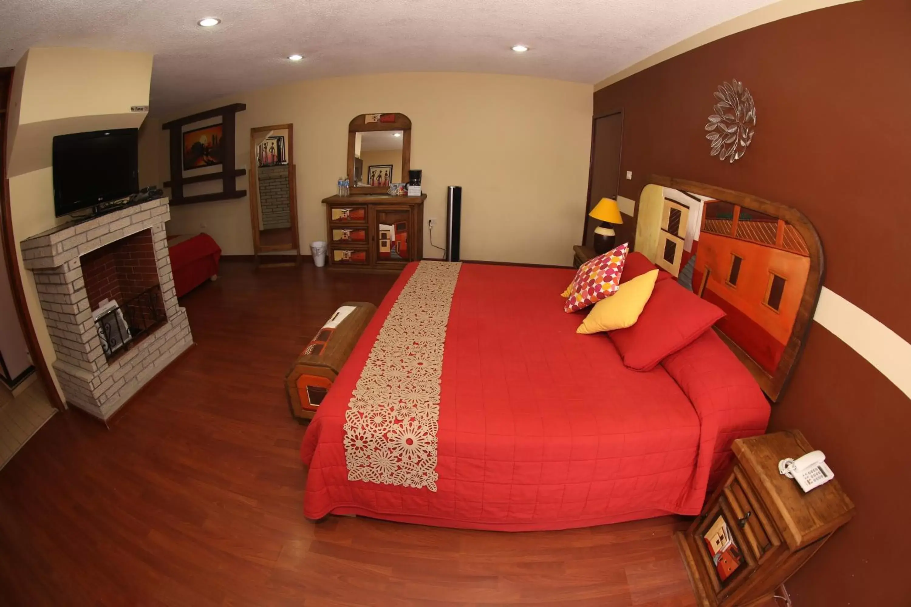 Superior Triple Room with Balcony in Hotel Chocolate Tradicional Superior Triple Room with Balcony in Hotel Chocolate Tradicional