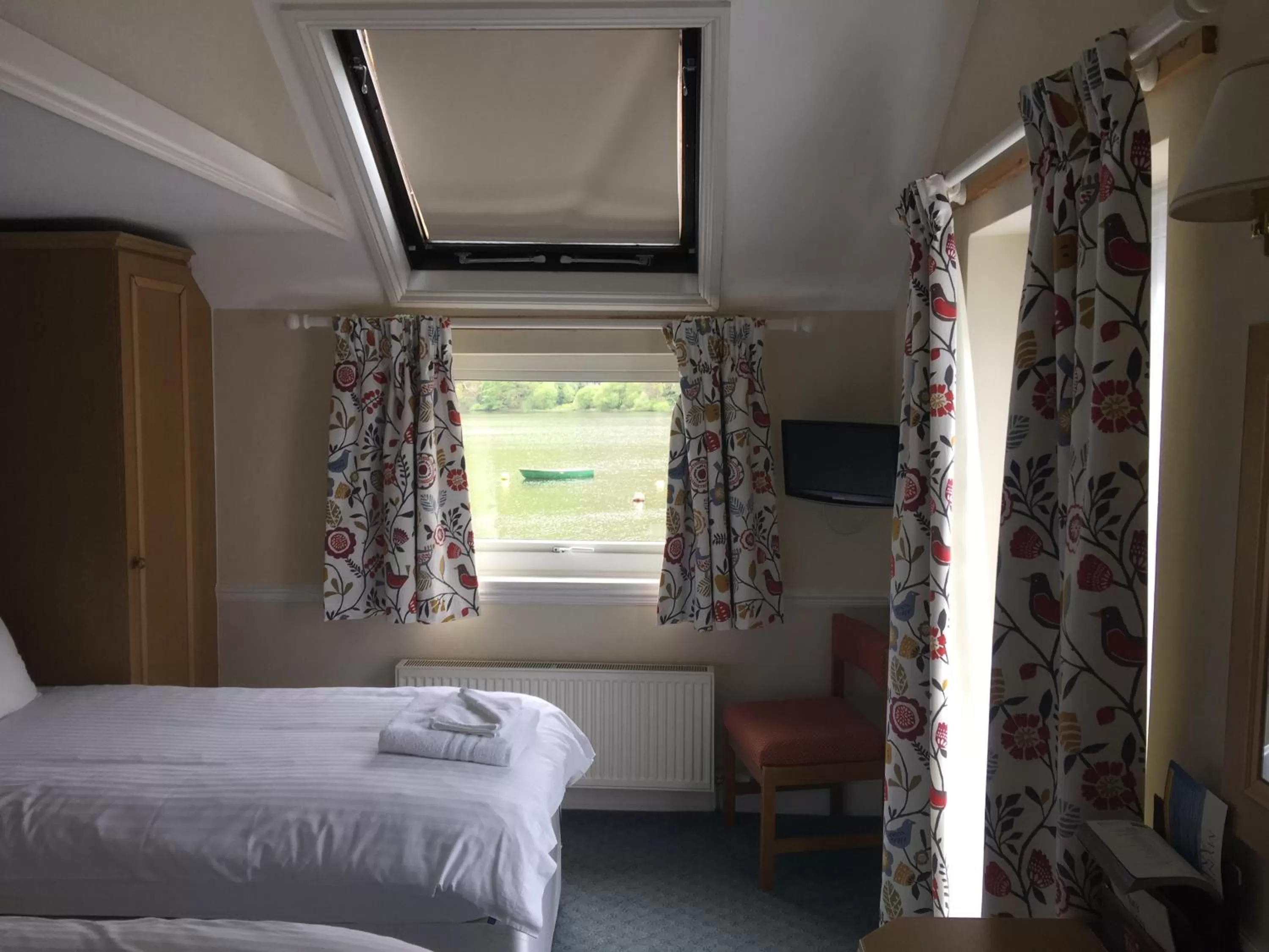 Bed in Tynycornel Hotel