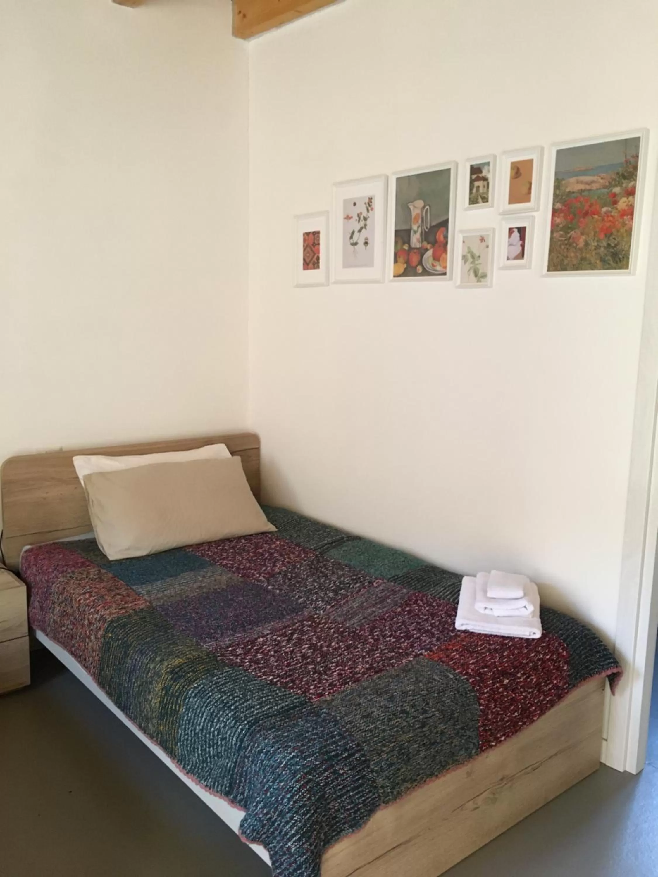 Bed in B&B La Corte del Segrino