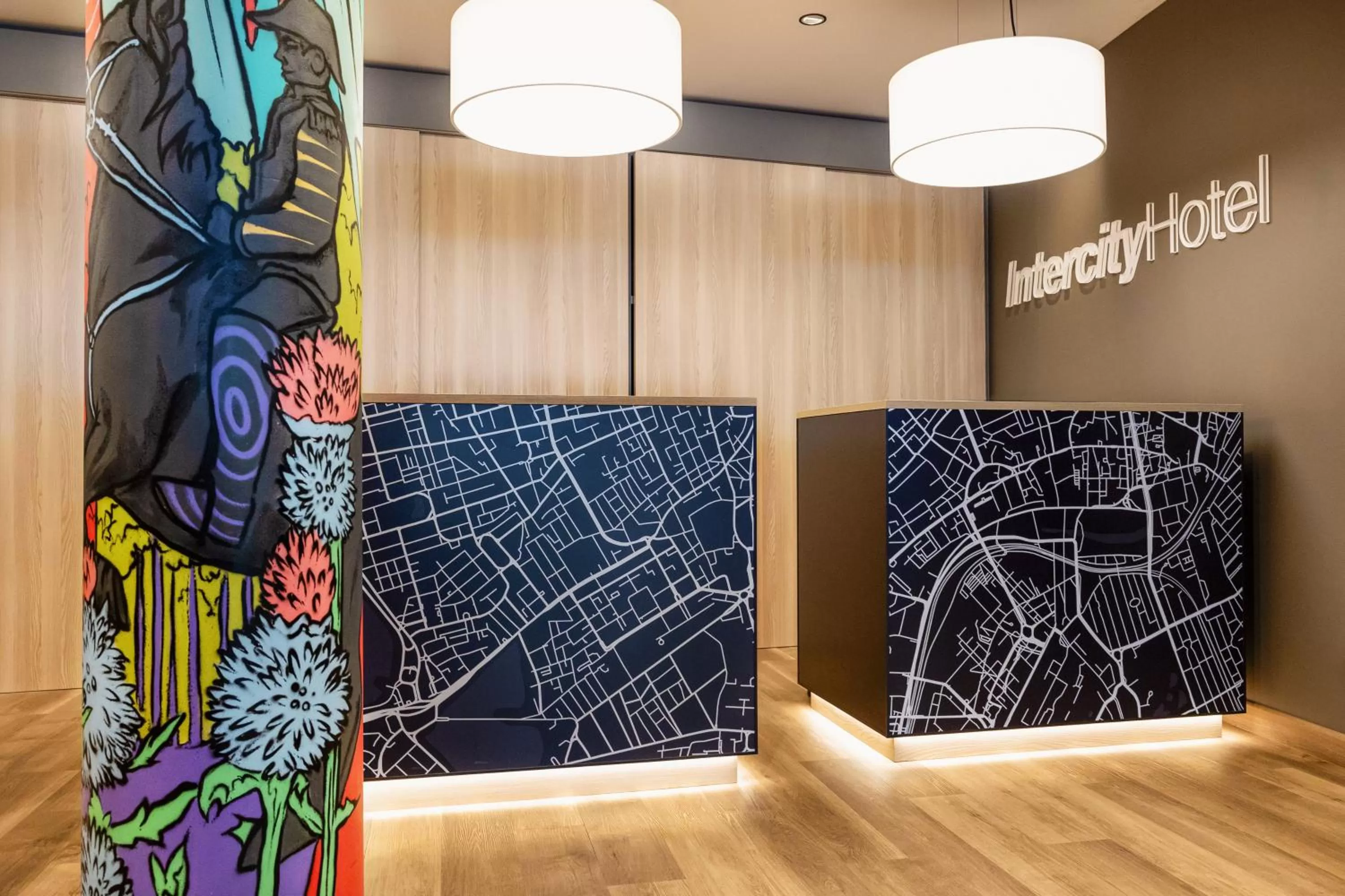 Lobby or reception in IntercityHotel Wien