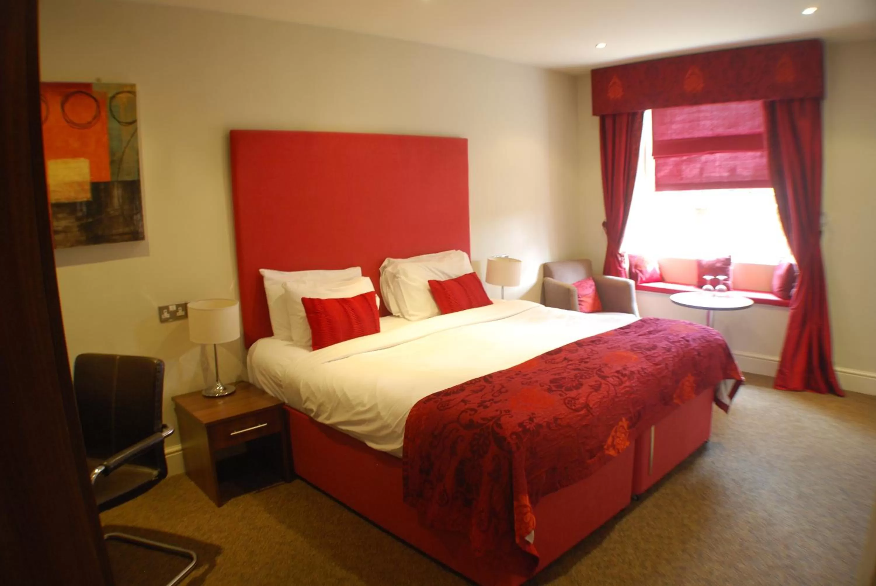 Photo of the whole room, Bed in The Salisbury Hotel