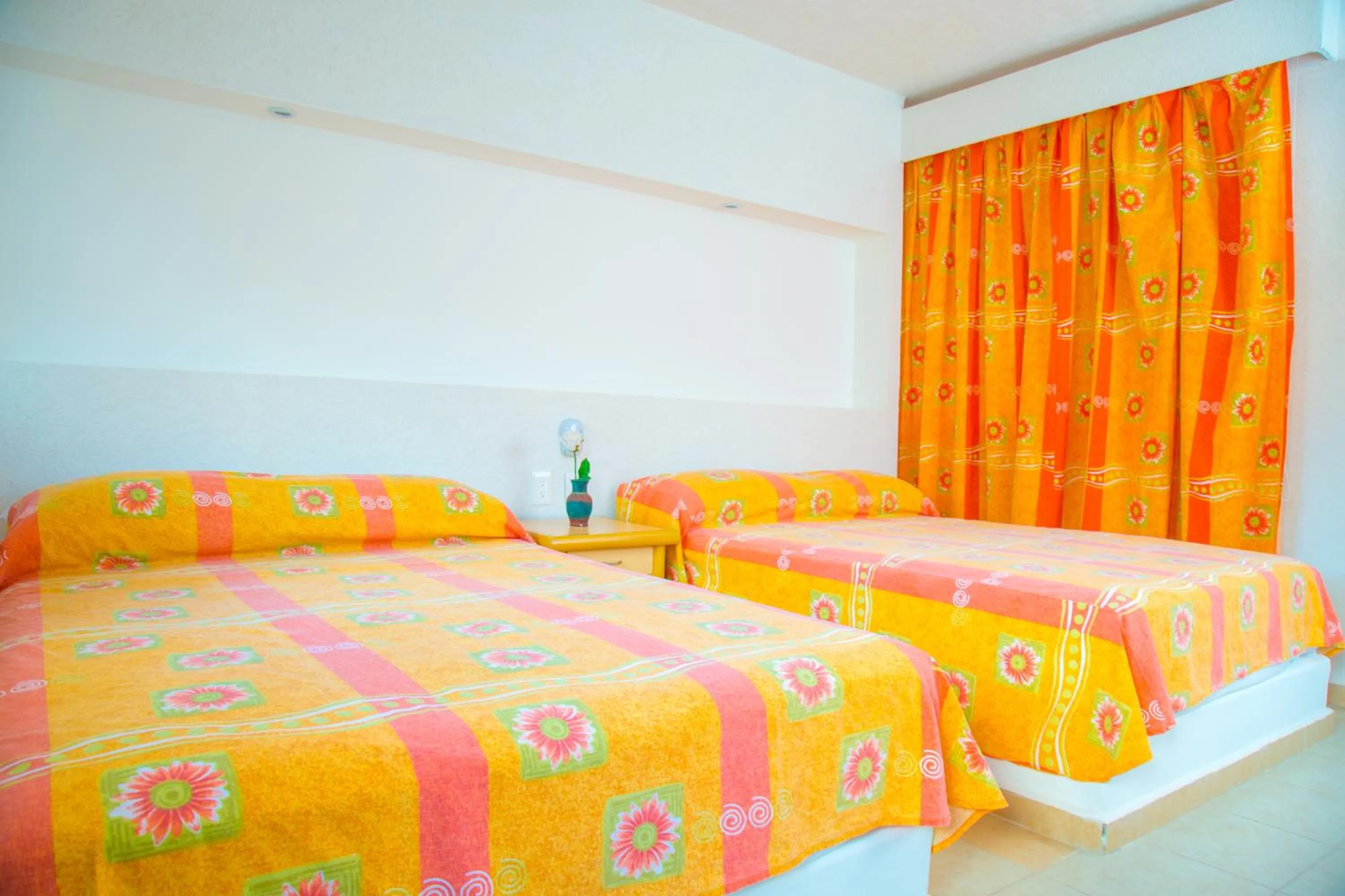 Bed in Hotel Acapulco