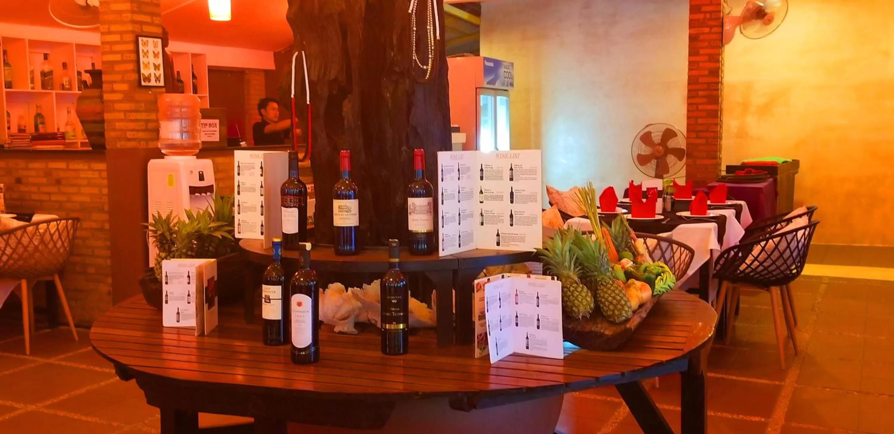 Restaurant/places to eat in La Niche D'angkor Boutique Hotel