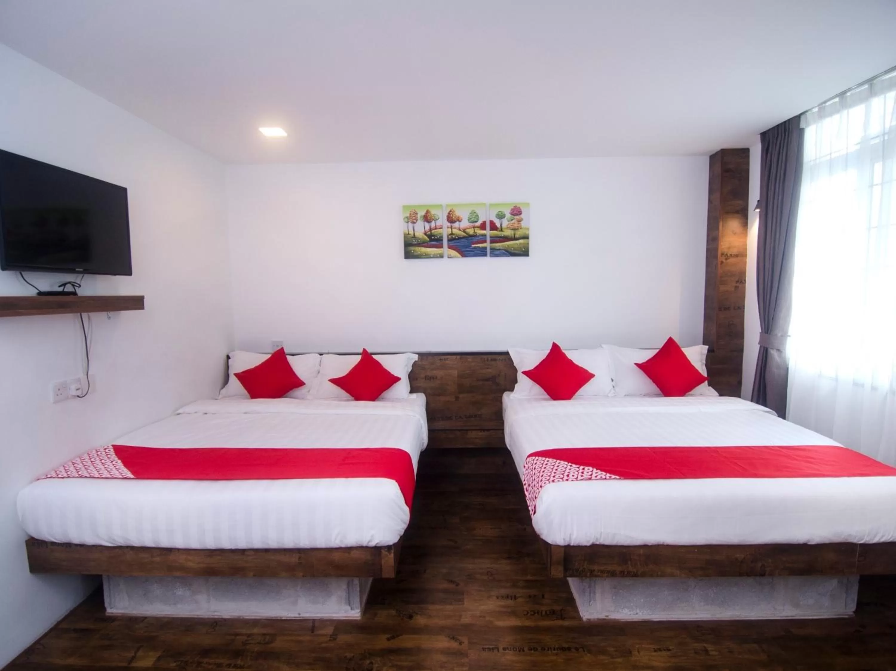 Bedroom, Bed in OYO 836 Mandurah Room & Cafe