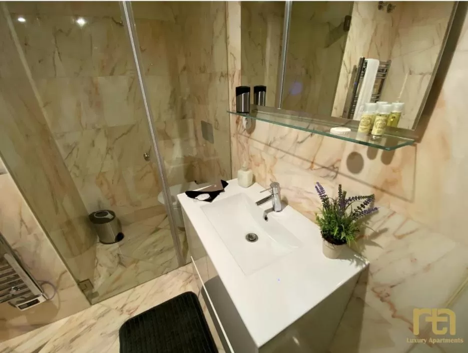 Bathroom in TM Luxury Apartments Lisbon