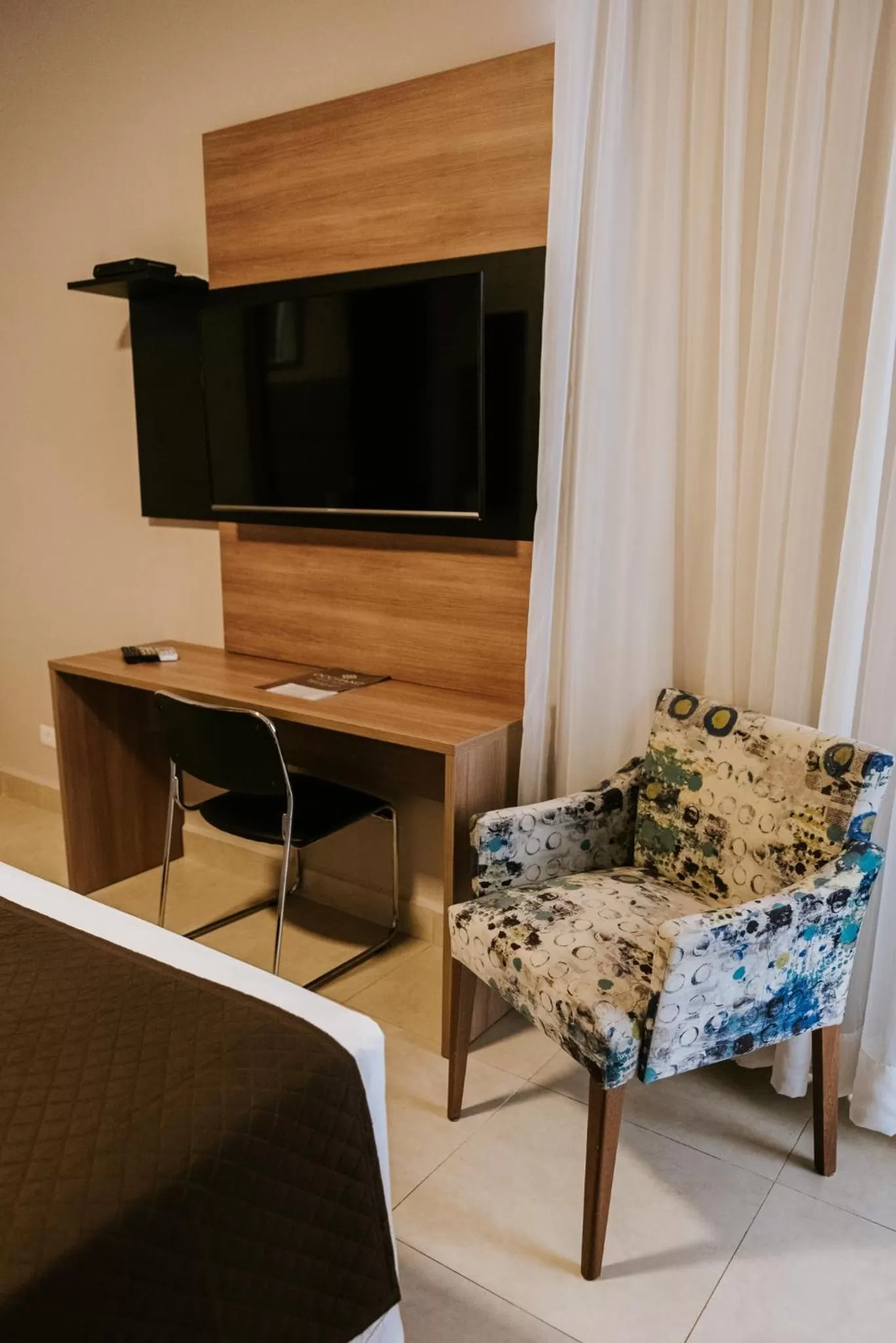 TV and multimedia in Occitano Apart Hotel