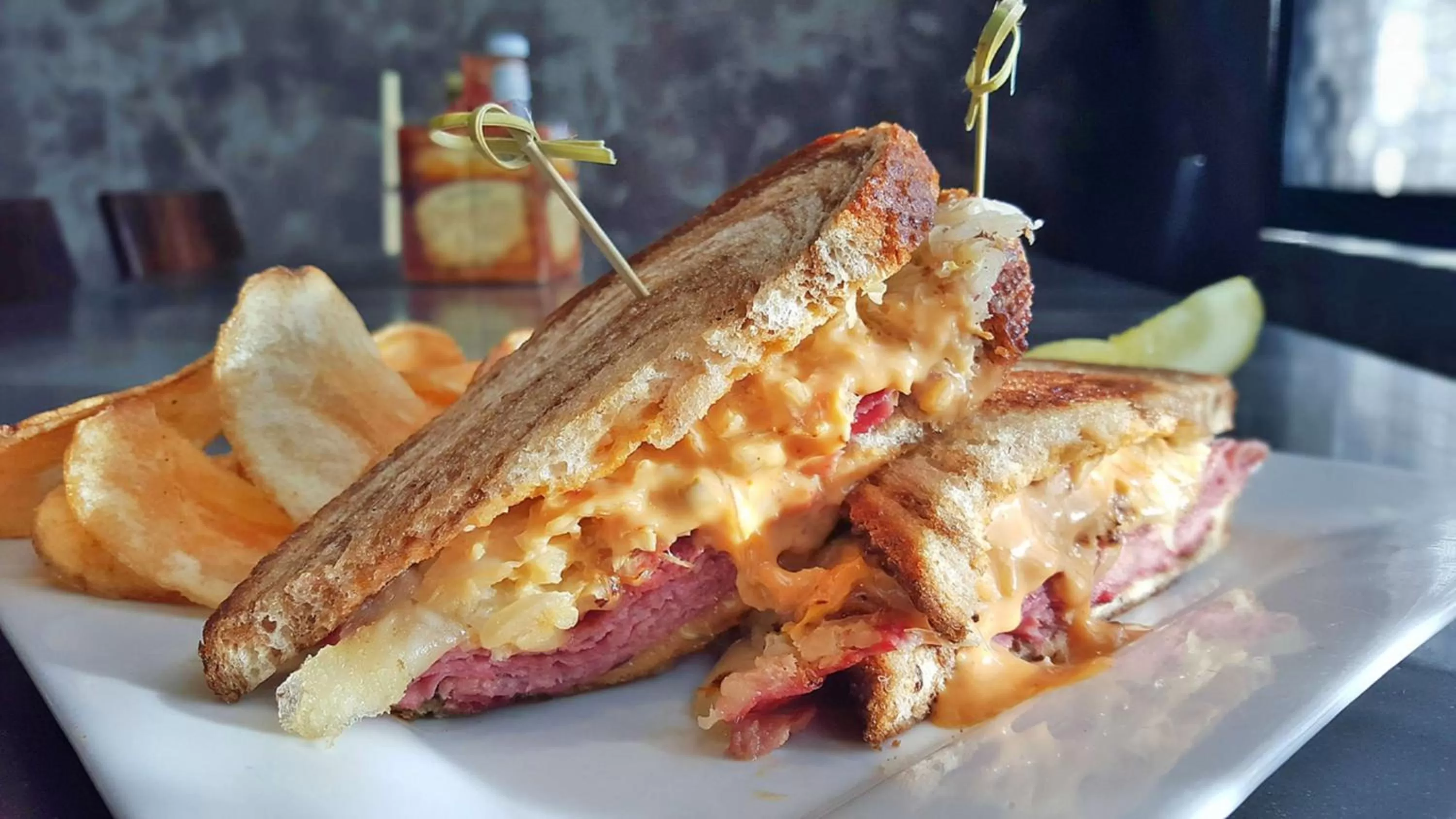 Restaurant/places to eat in DoubleTree by Hilton Libertyville-Mundelein