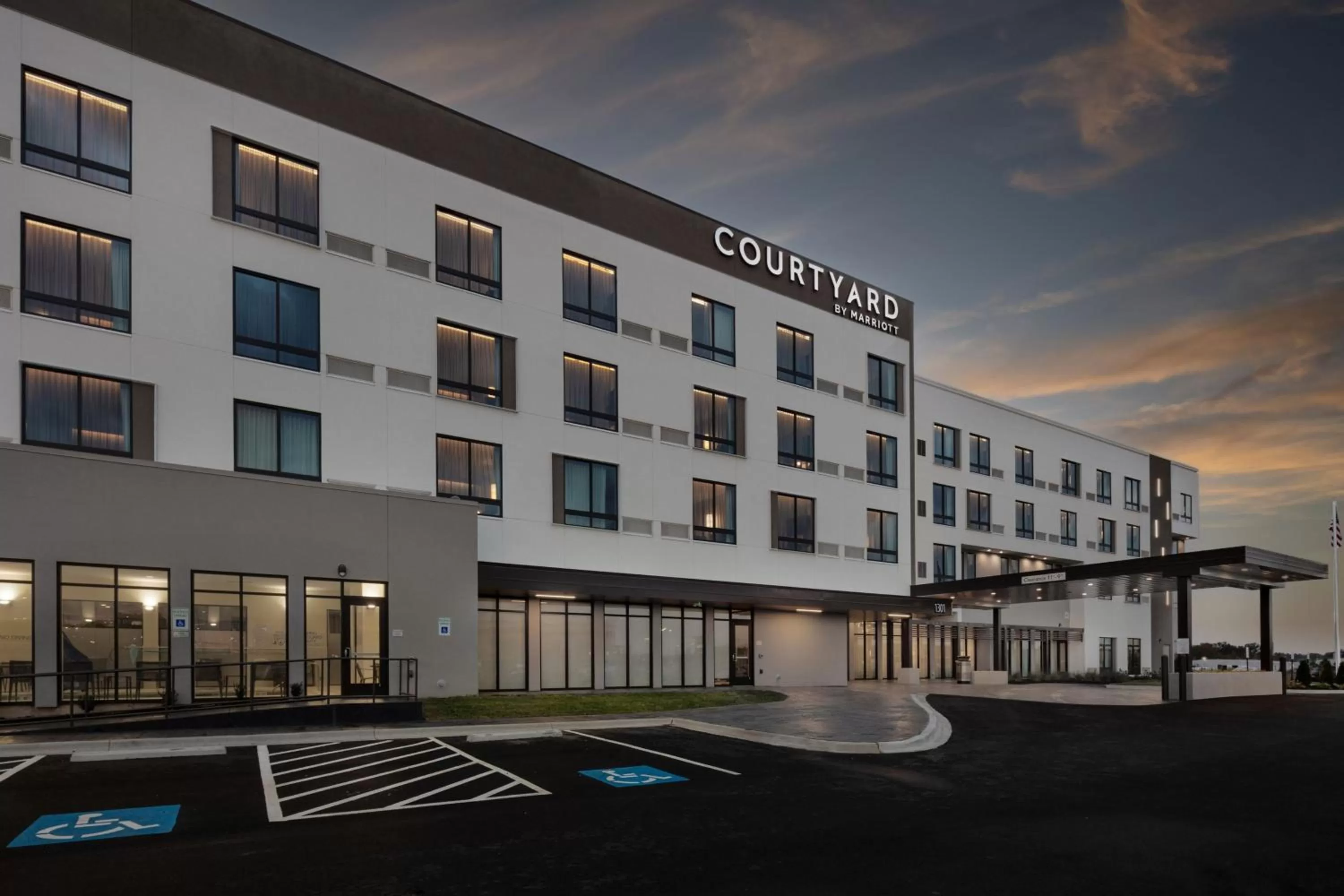 Property building in Courtyard by Marriott Conway