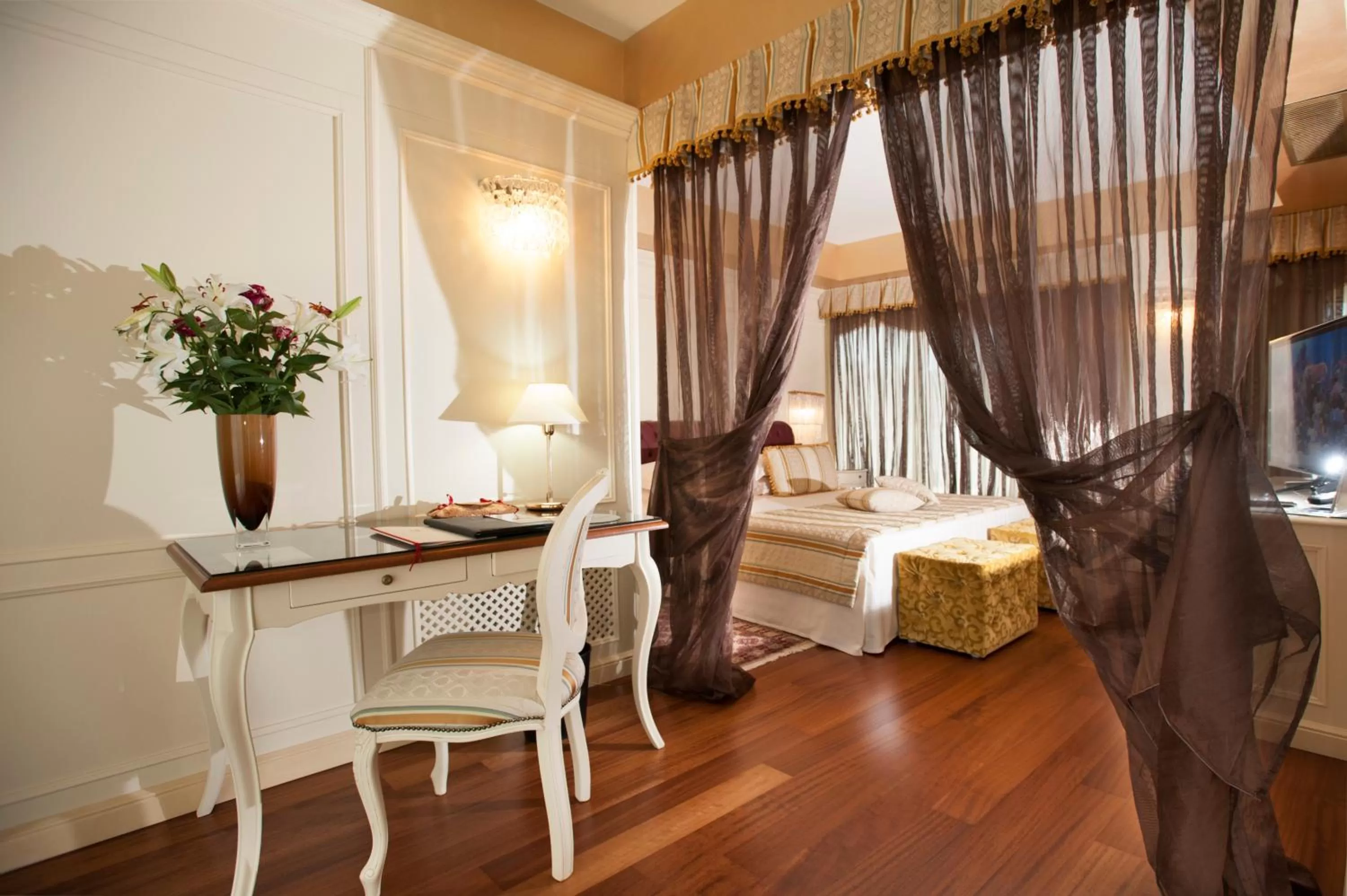 Photo of the whole room, Bed in Hotel Calissano