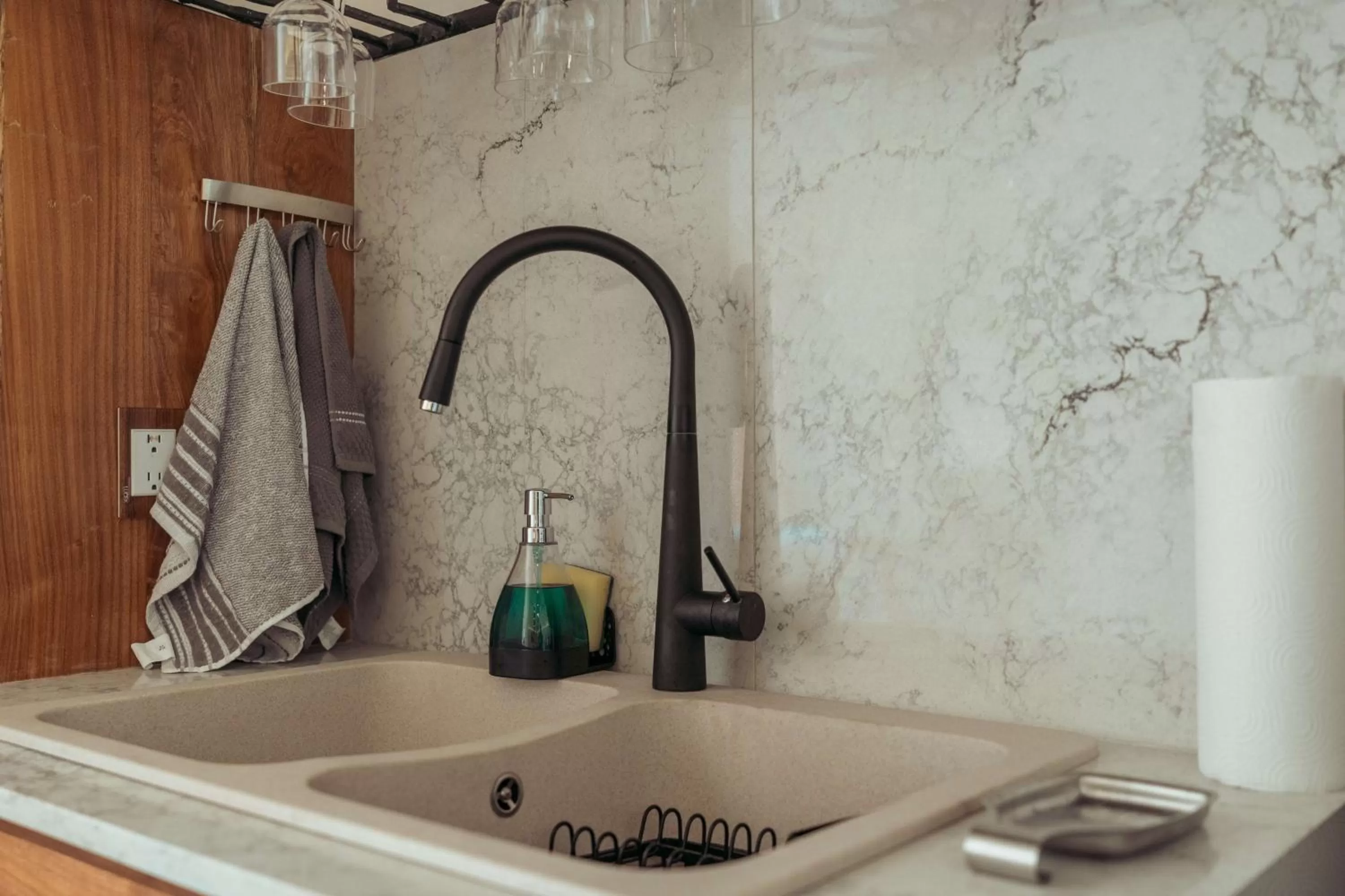 Communal kitchen in Hotel Casa Piedad